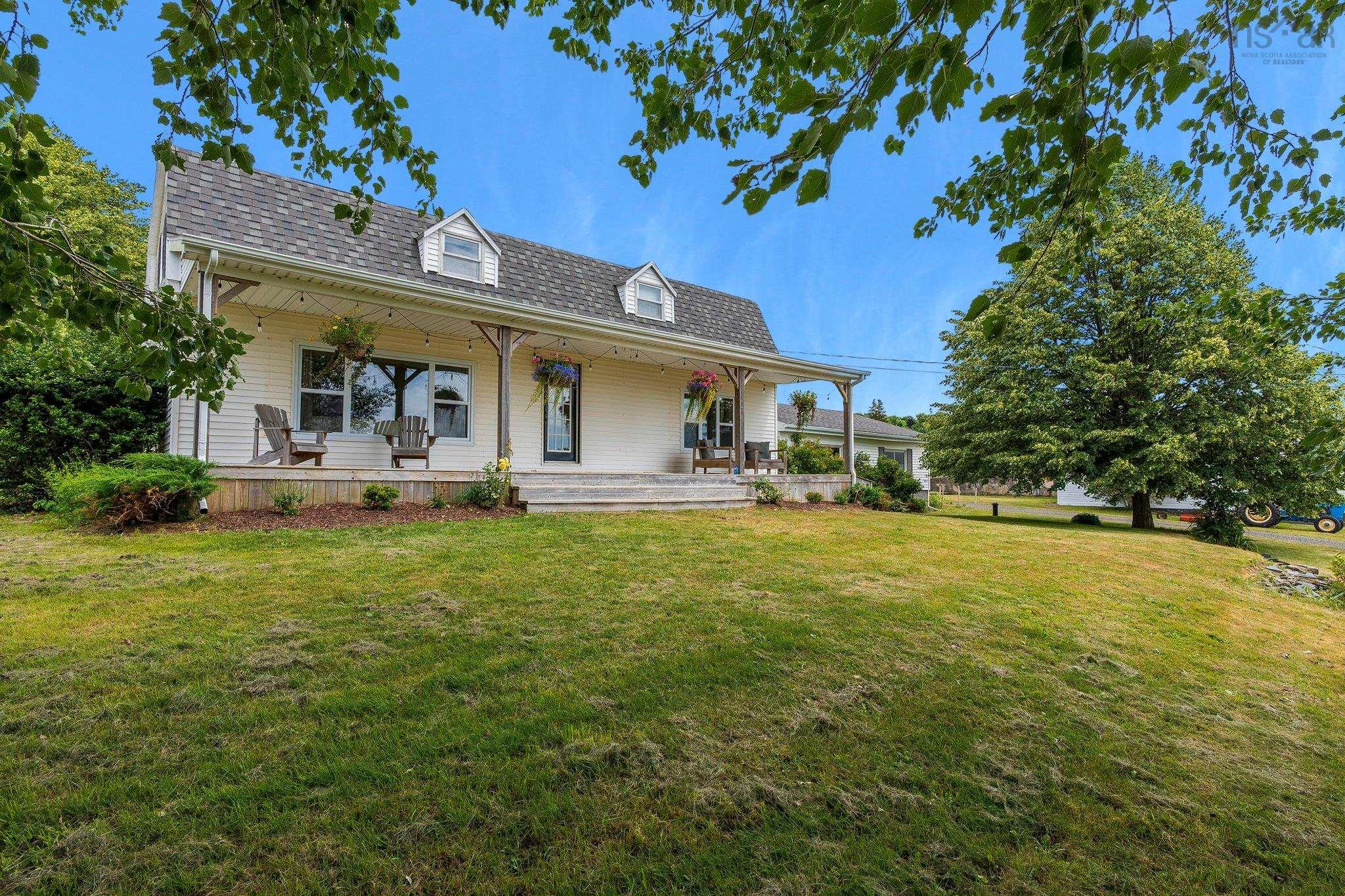 $695,000.00: 1896 Highway 1, Clementsport
