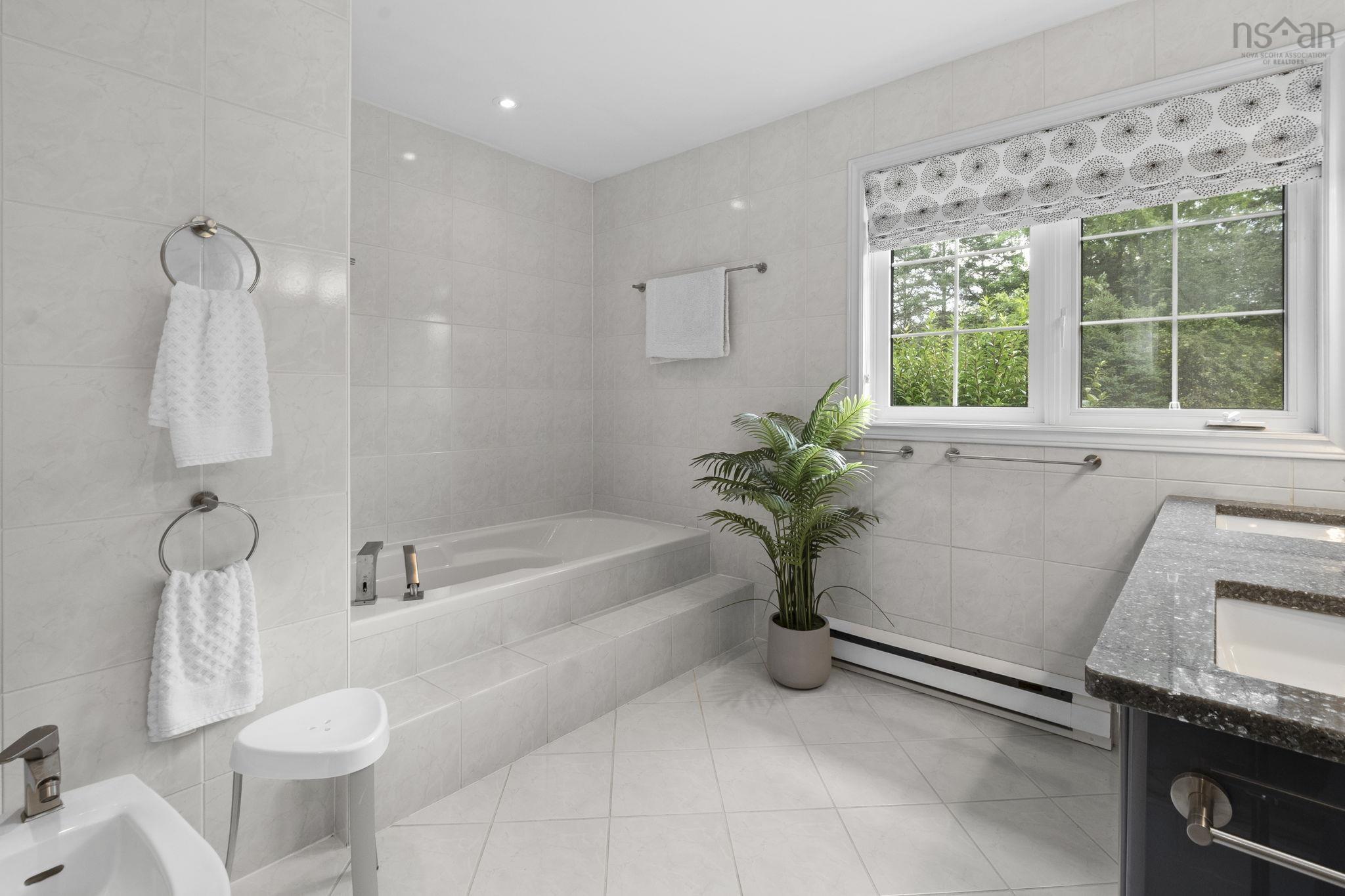 $1,250,000.00: 46 Oceansea Drive, Glen Margaret