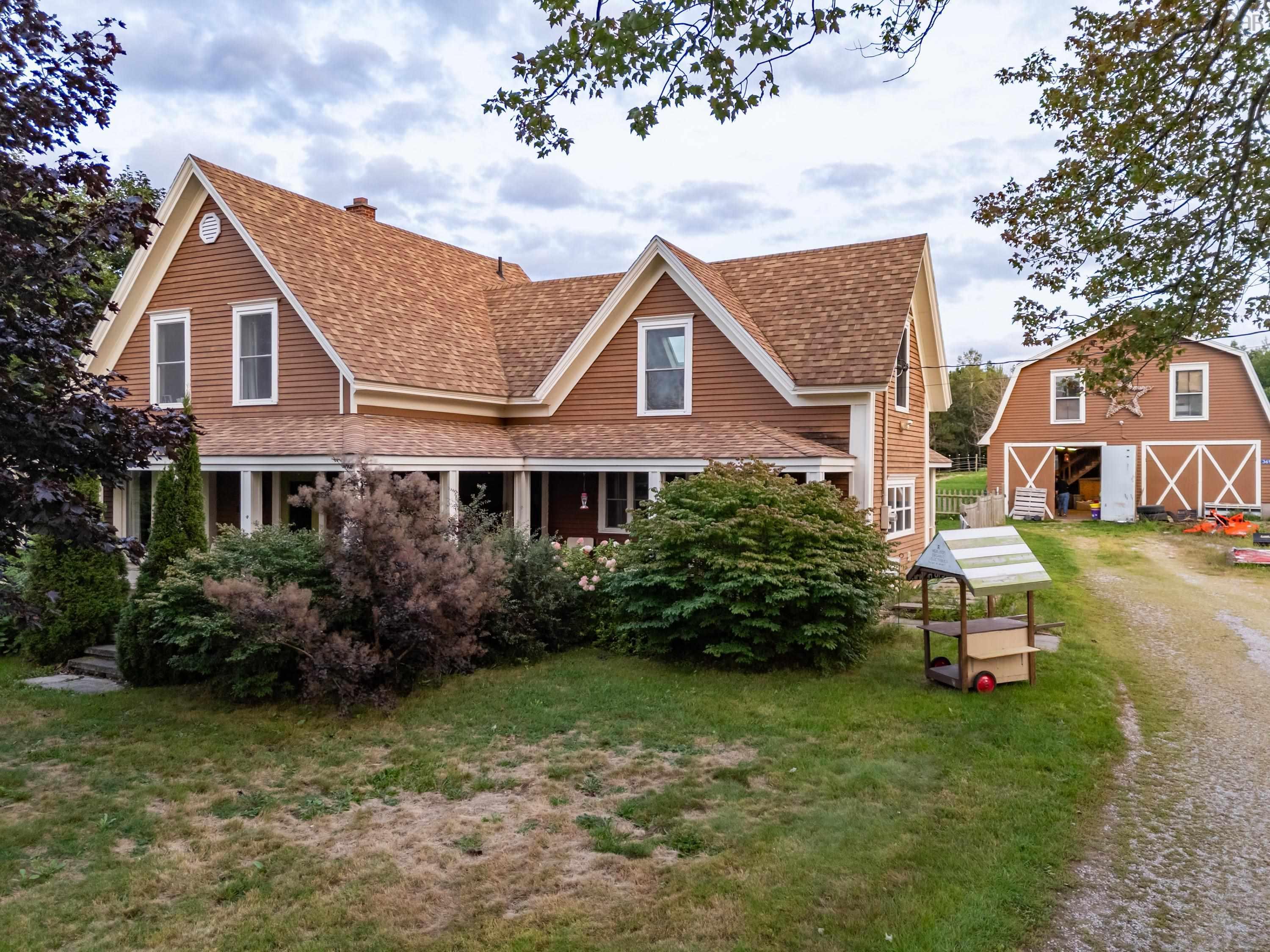 $599,000.00: 3692 Highway 201, Centrelea