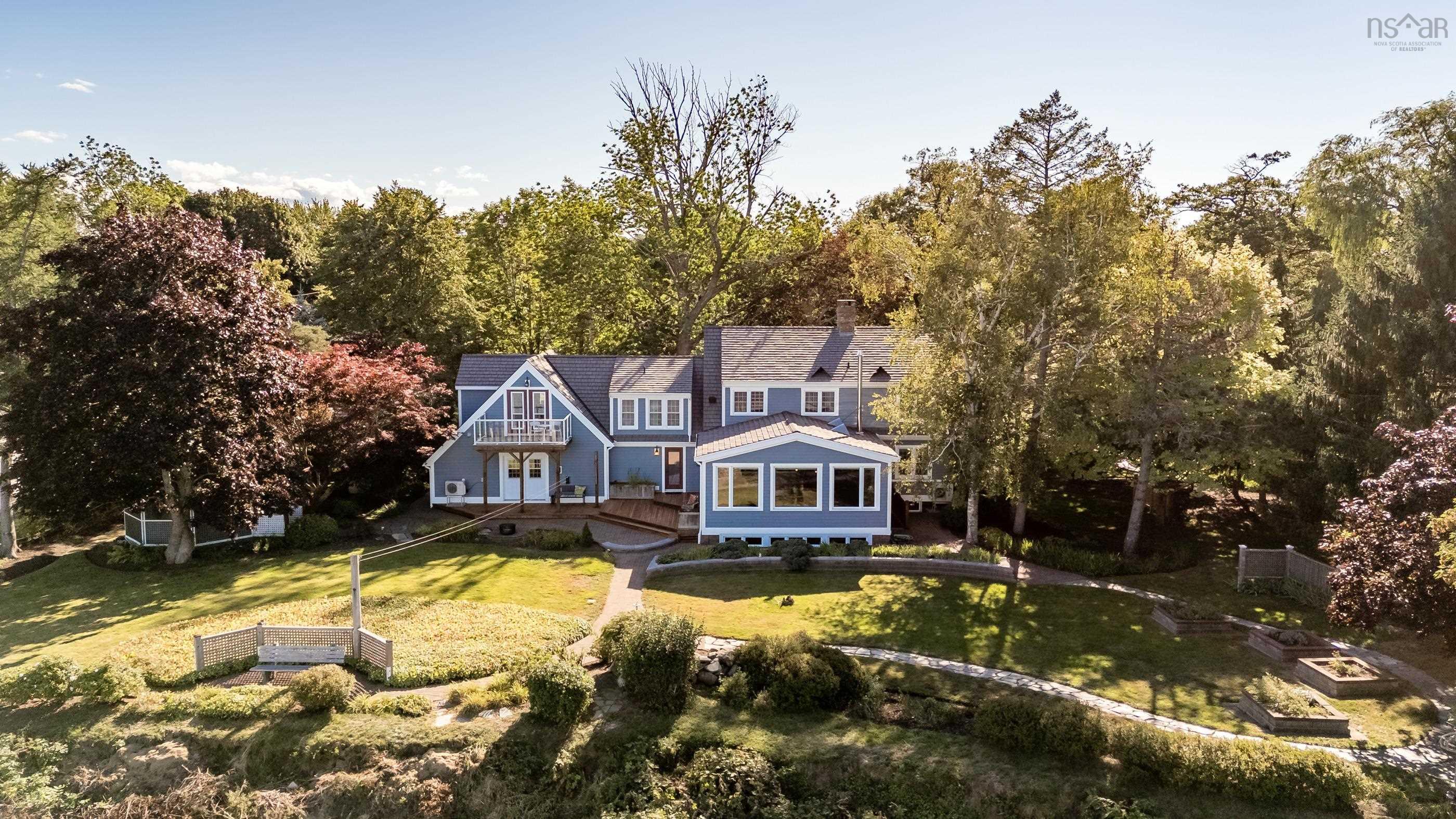 $1,170,000.00: 18 Avon Street, Hantsport