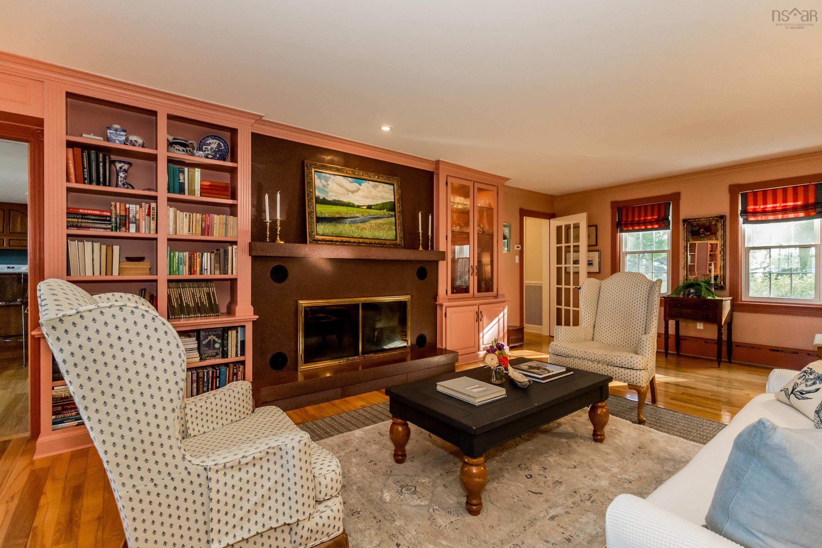 $1,170,000.00: 18 Avon Street, Hantsport
