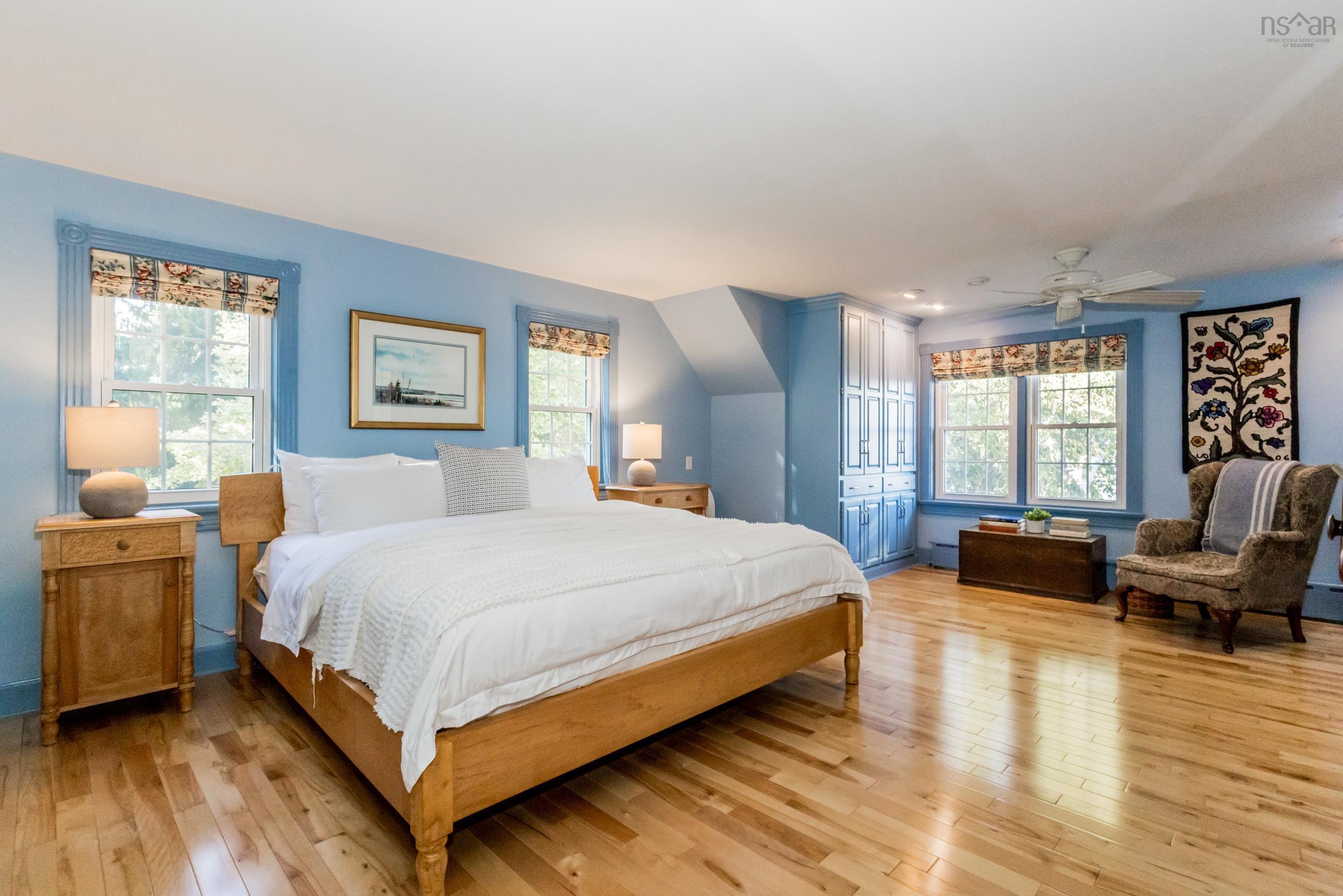 $1,170,000.00: 18 Avon Street, Hantsport