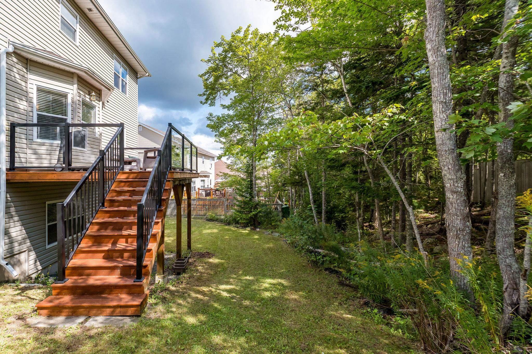 $999,900.00: 382 Southgate Drive, Bedford
