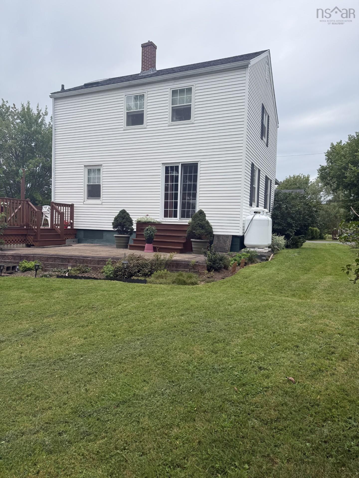 $349,000.00: 31 THE HEIGHTS ROAD, ANTIGONISH, N.S., Antigonish