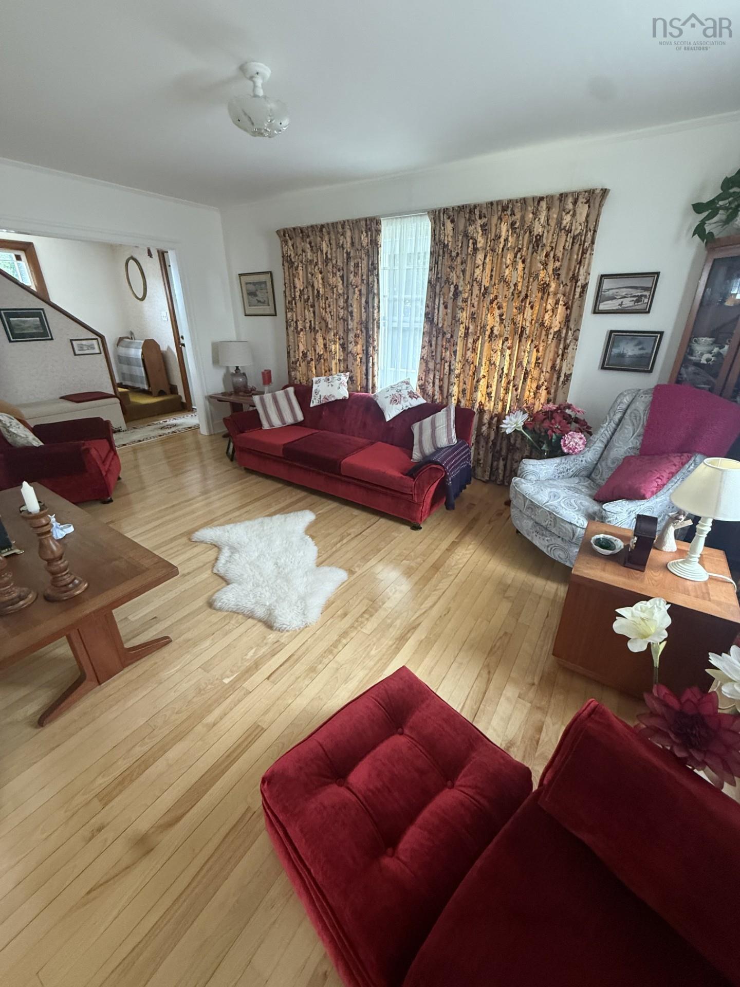 $349,000.00: 31 THE HEIGHTS ROAD, ANTIGONISH, N.S., Antigonish