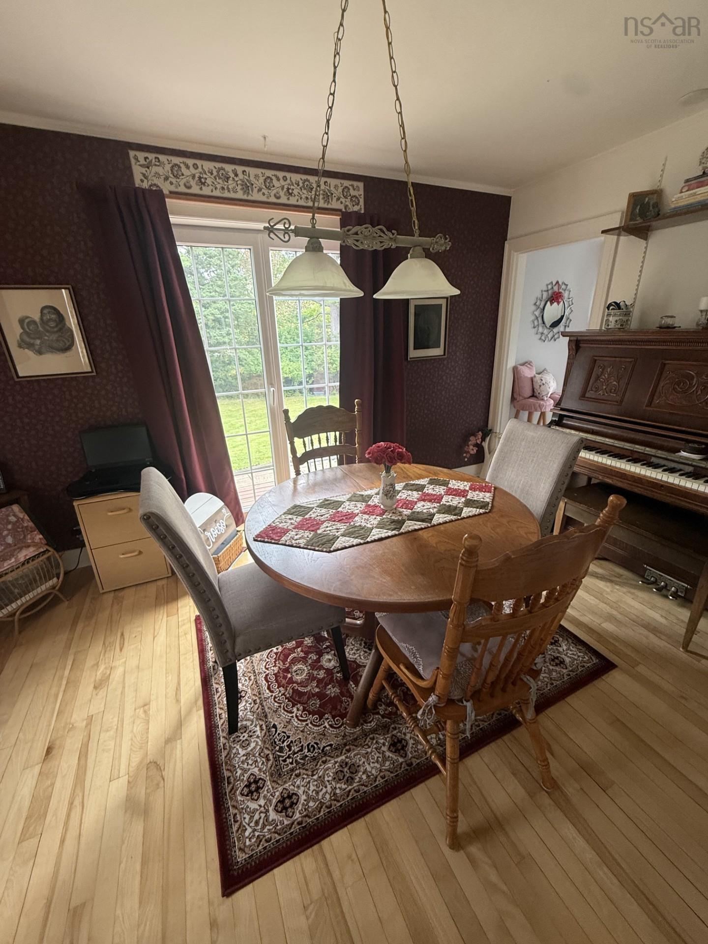 $349,000.00: 31 THE HEIGHTS ROAD, ANTIGONISH, N.S., Antigonish