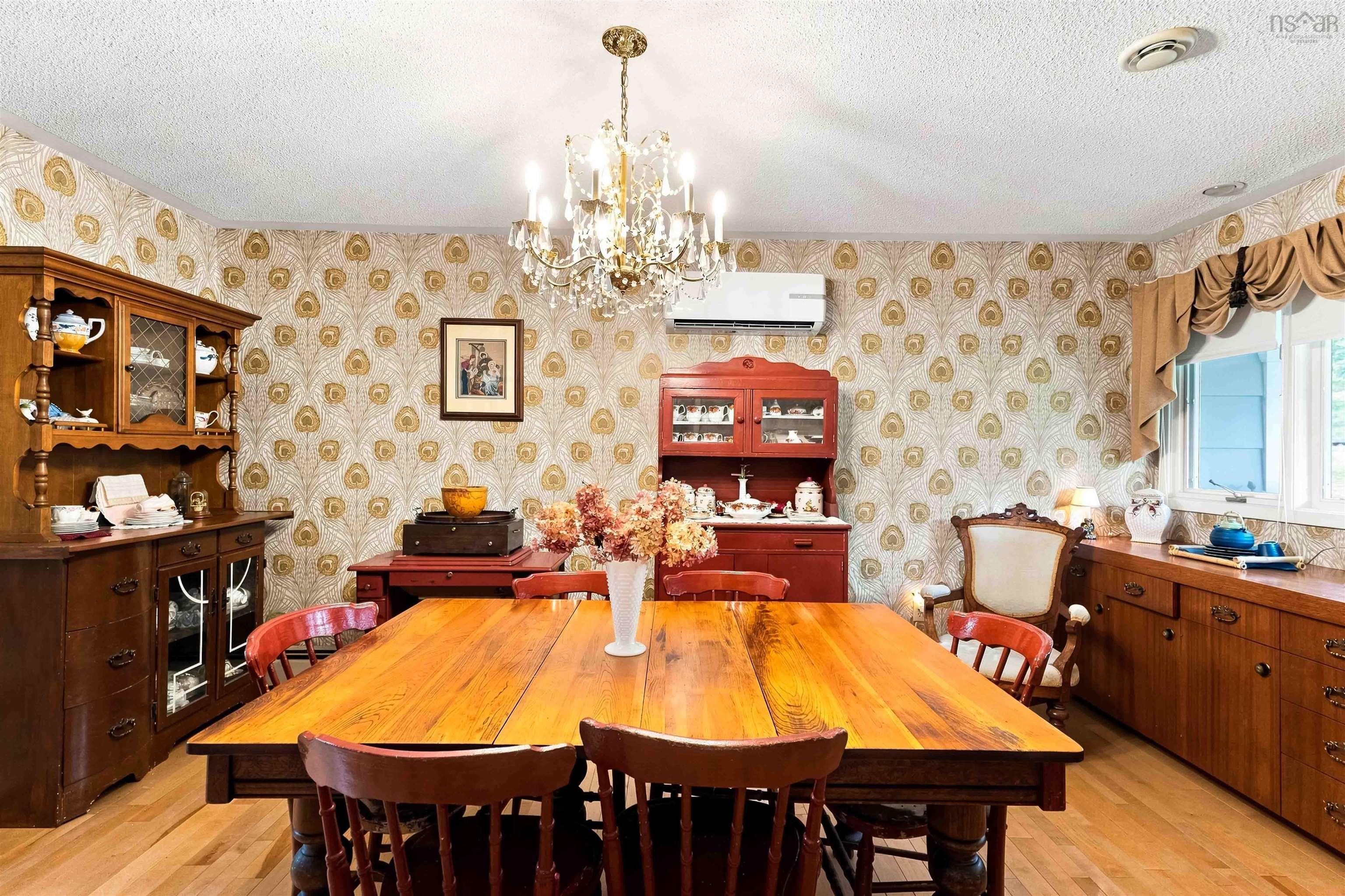 $494,500.00: 72 Maple Dr. New Minas, New Minas