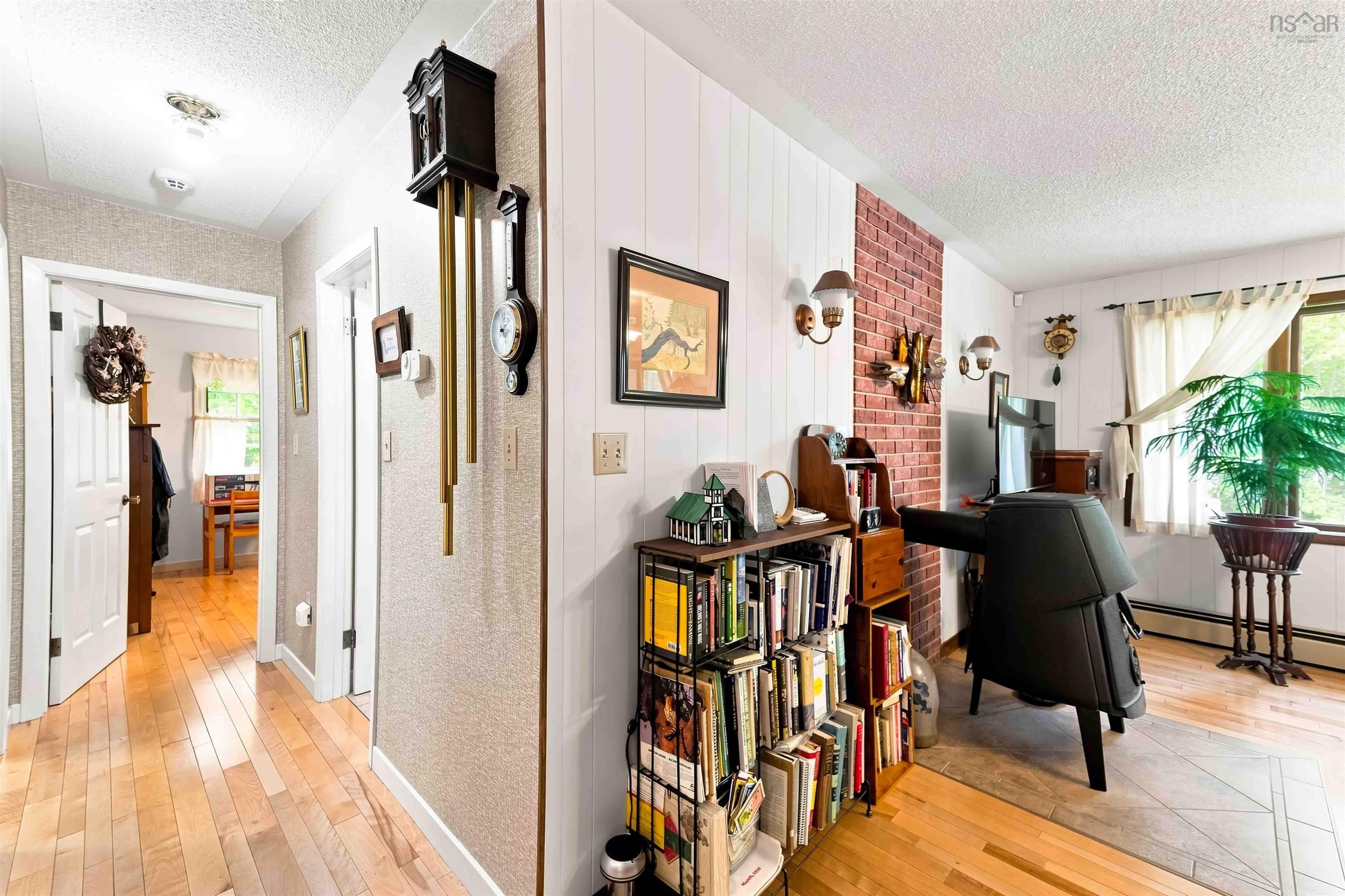 $494,500.00: 72 Maple Dr. New Minas, New Minas