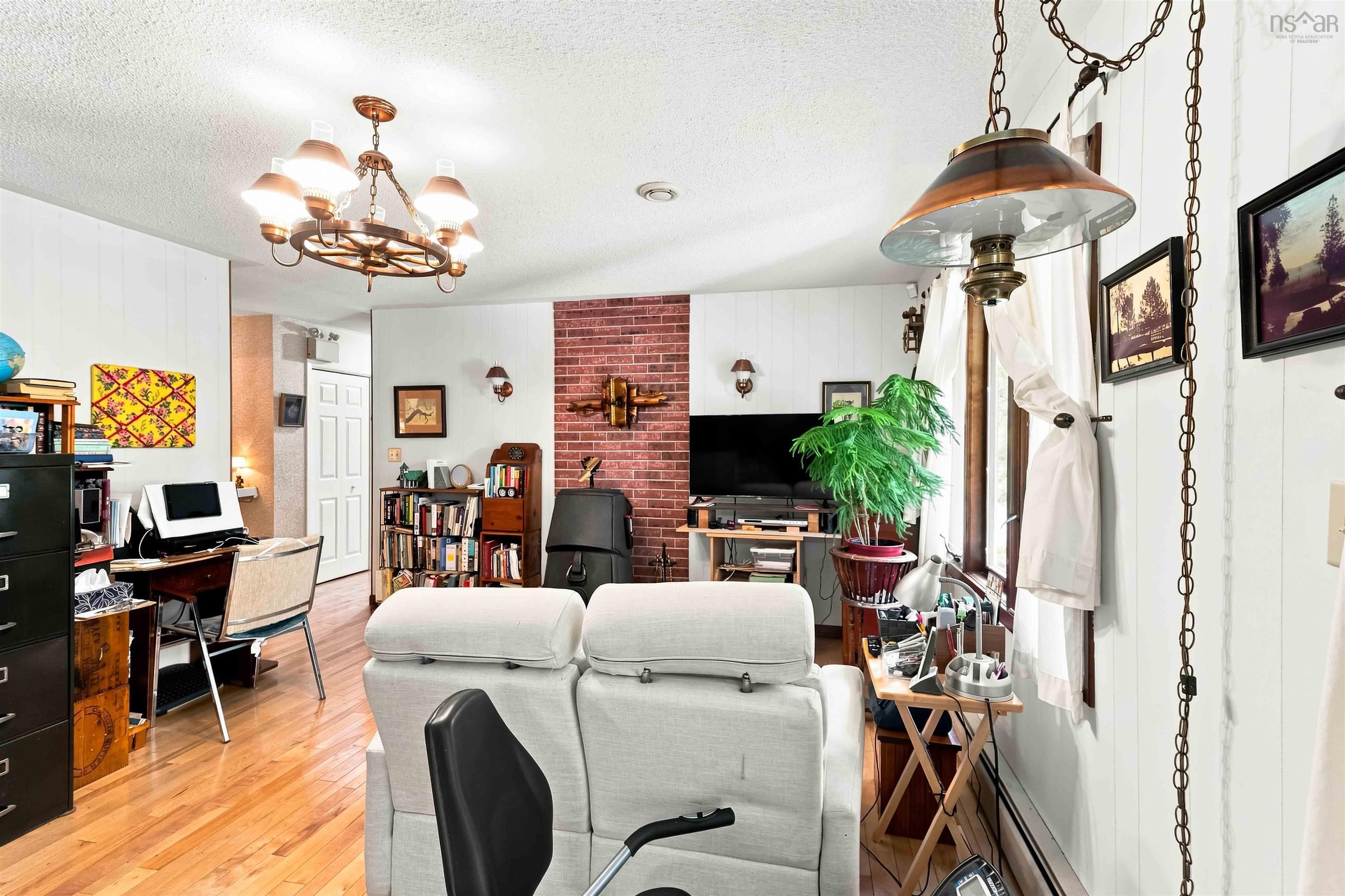 $494,500.00: 72 Maple Dr. New Minas, New Minas