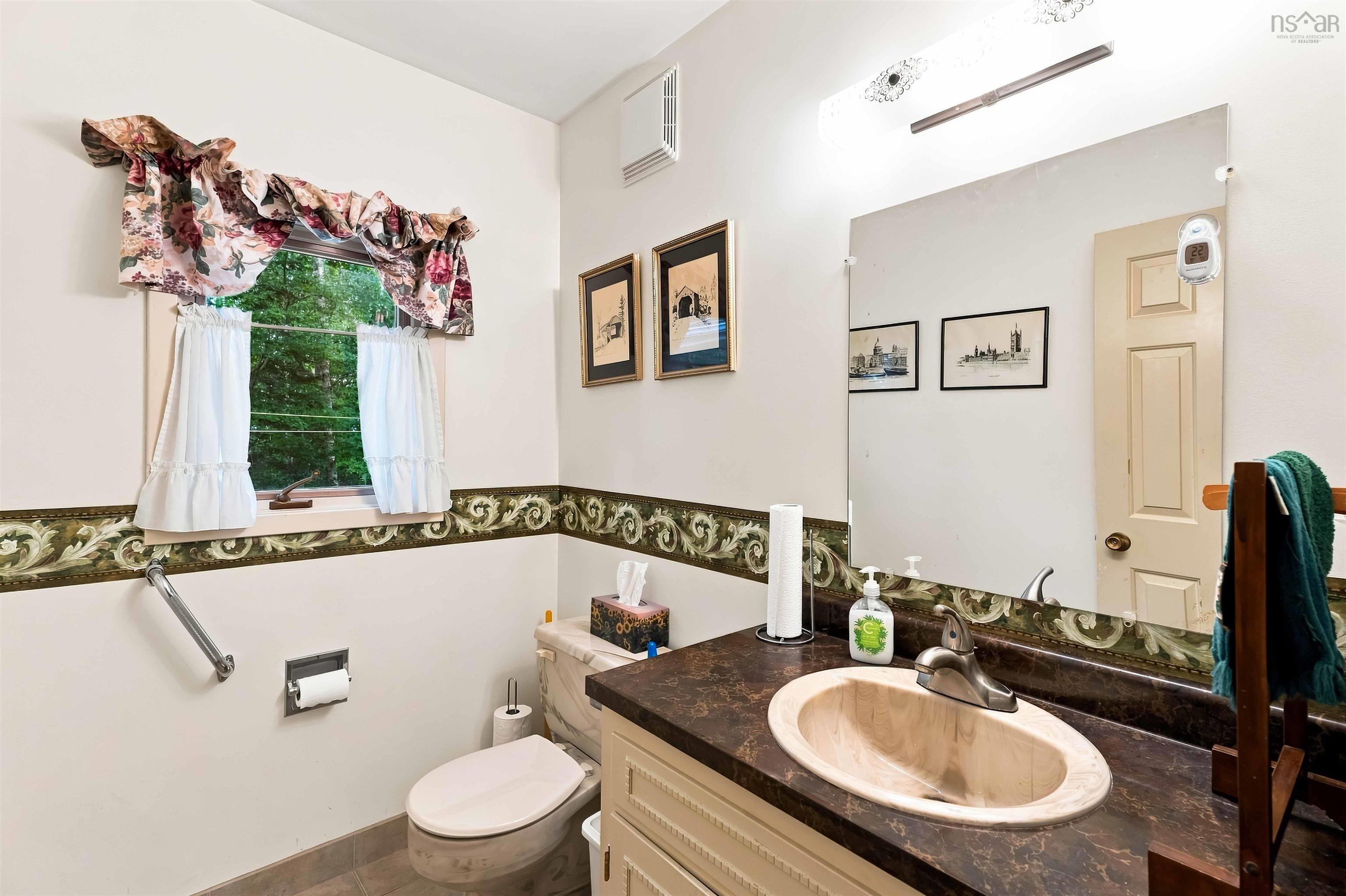 $494,500.00: 72 Maple Dr. New Minas, New Minas