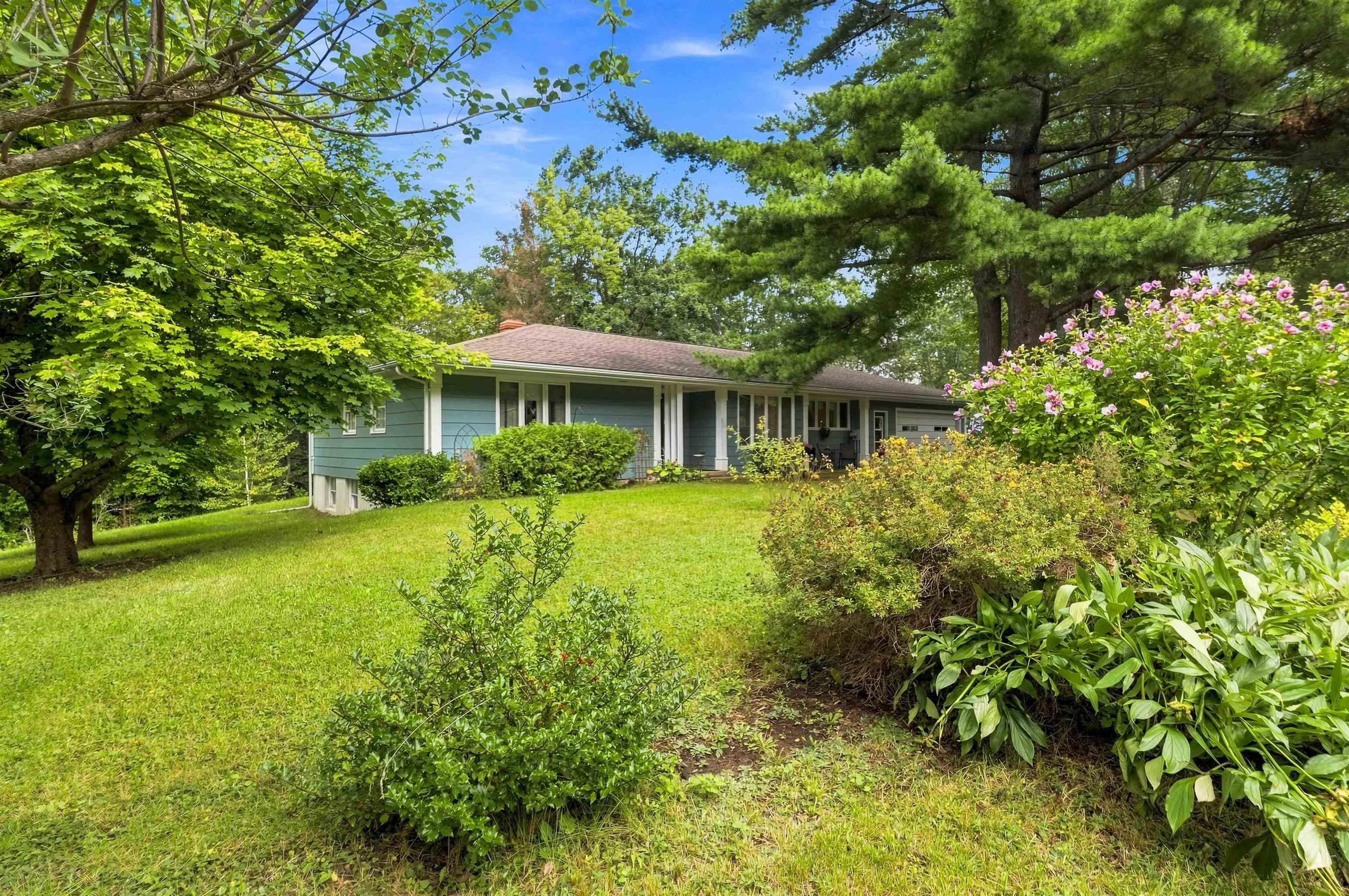 $494,500.00: 72 Maple Dr. New Minas, New Minas