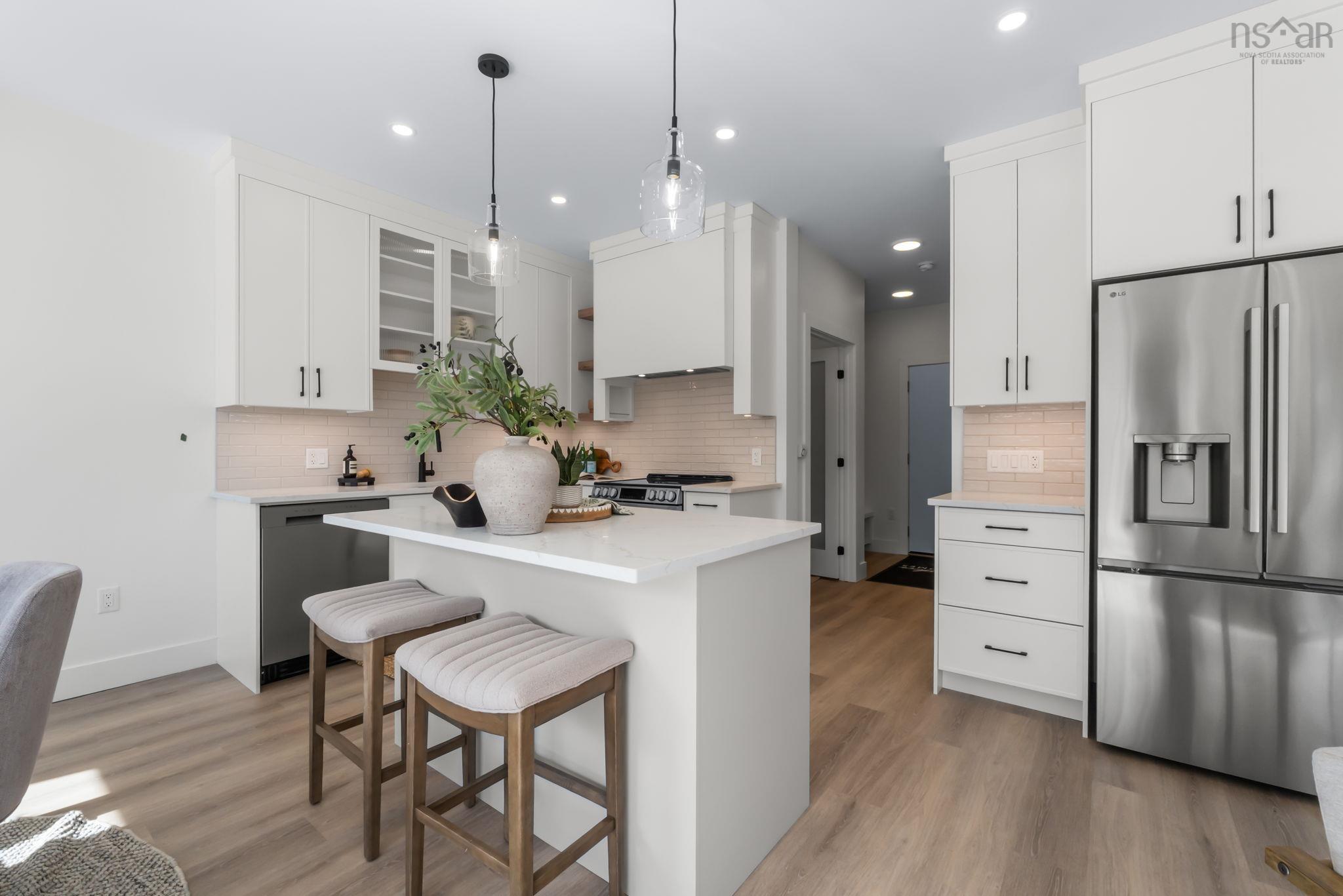 $819,000.00: 162 Brunello Blvd, Timberlea