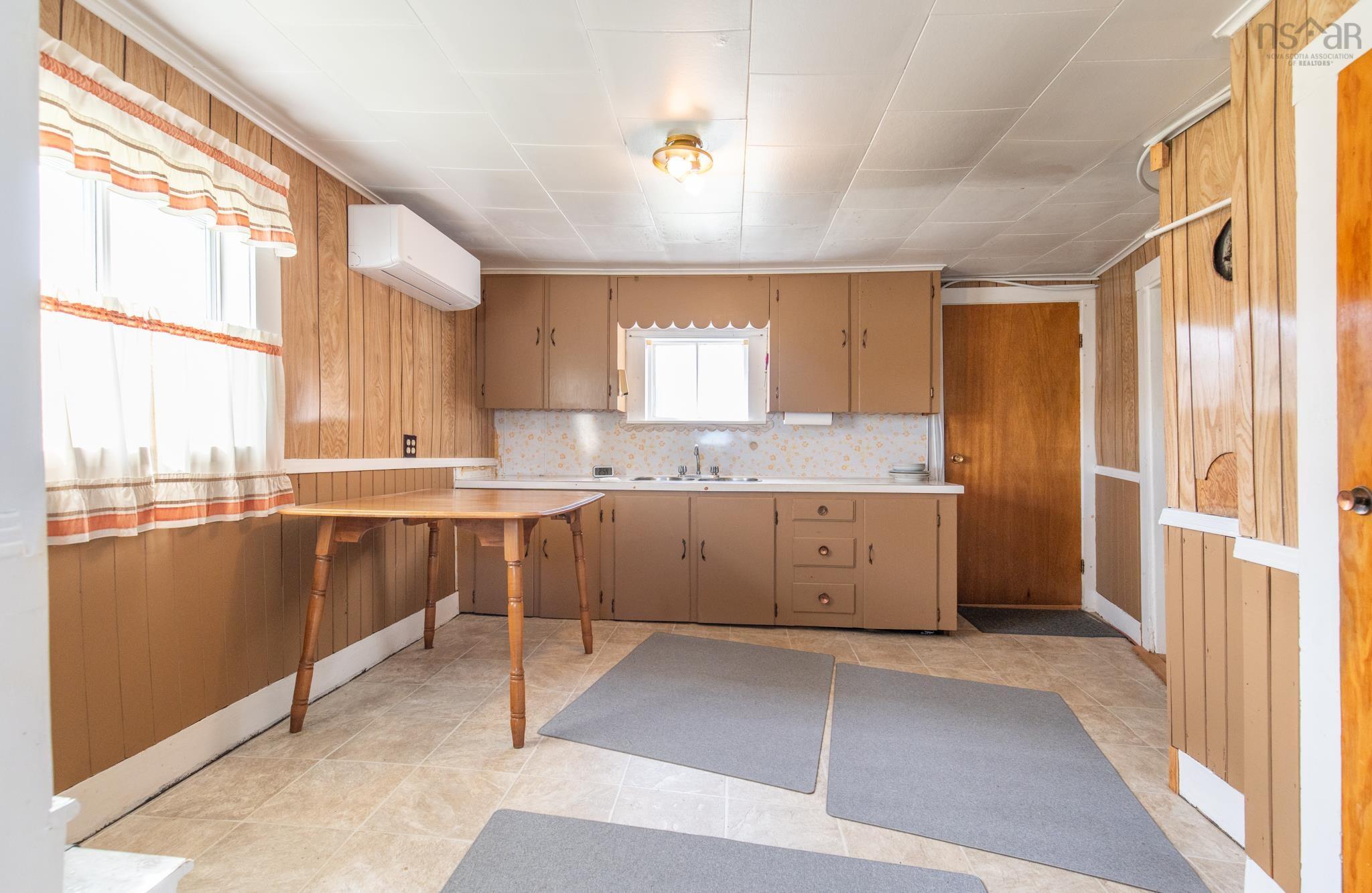 $59,900.00: 16 East Street, Yarmouth