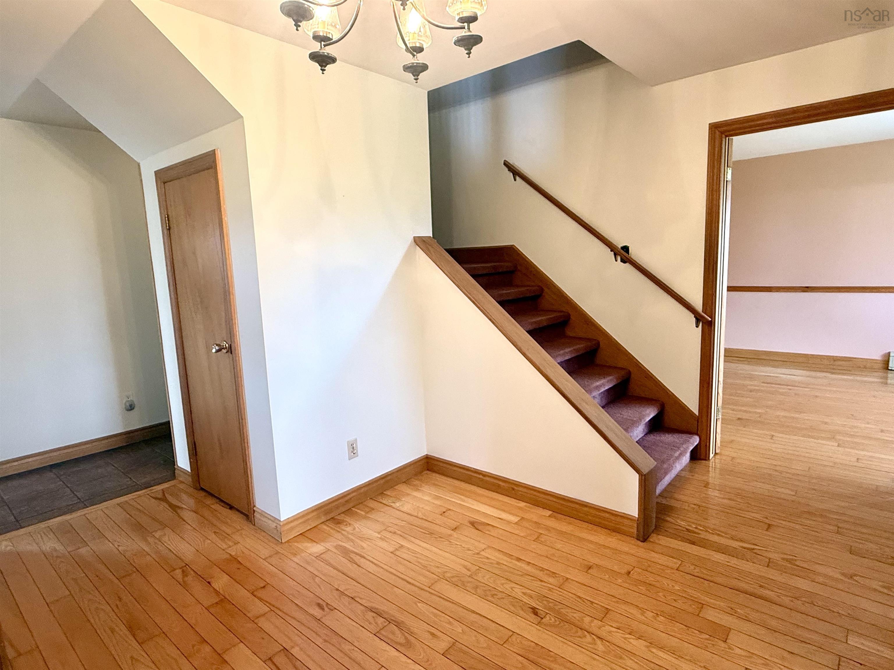 $649,900.00: 4621 245 Highway, Malignant Cove