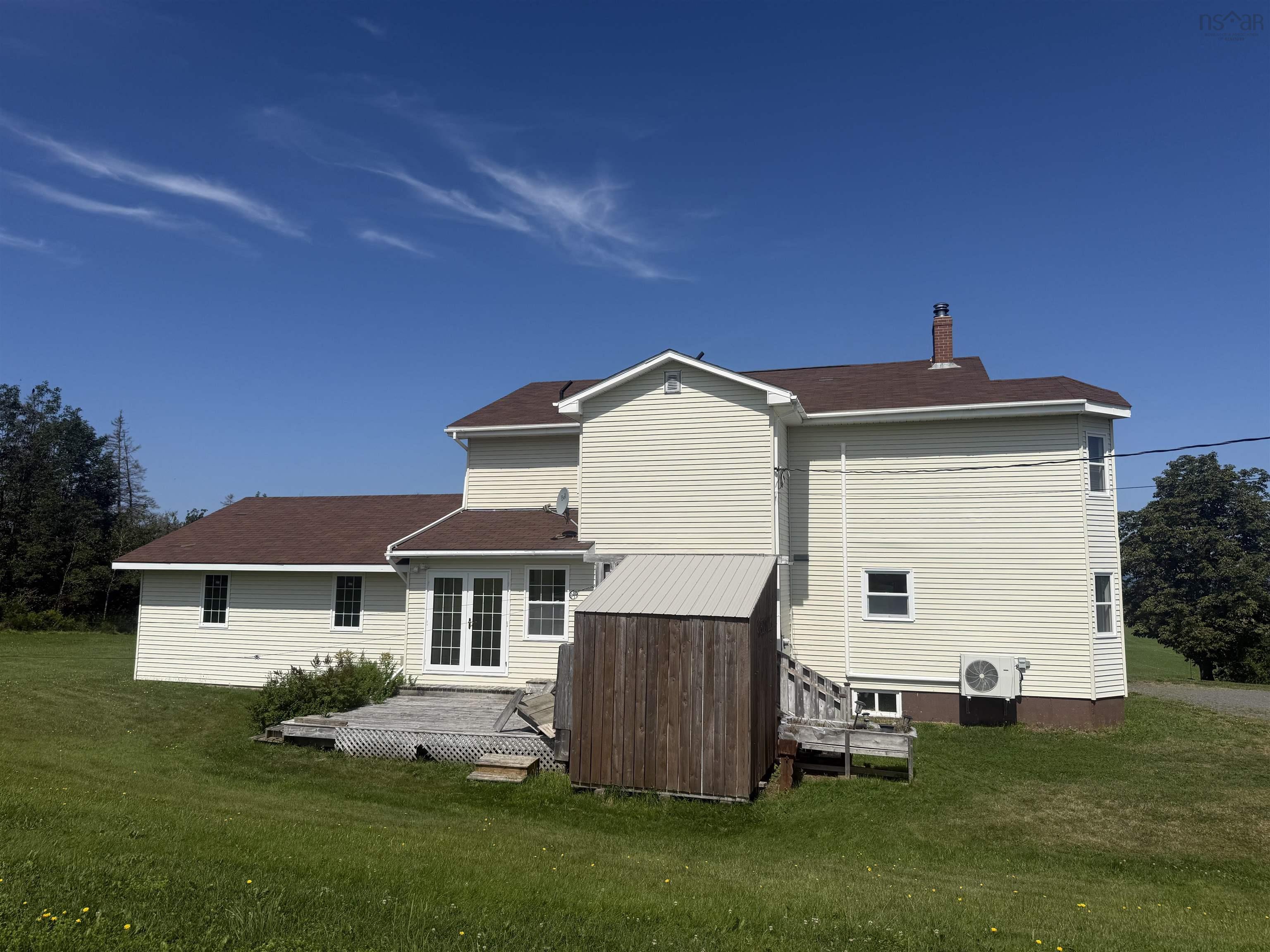 $649,900.00: 4621 245 Highway, Malignant Cove
