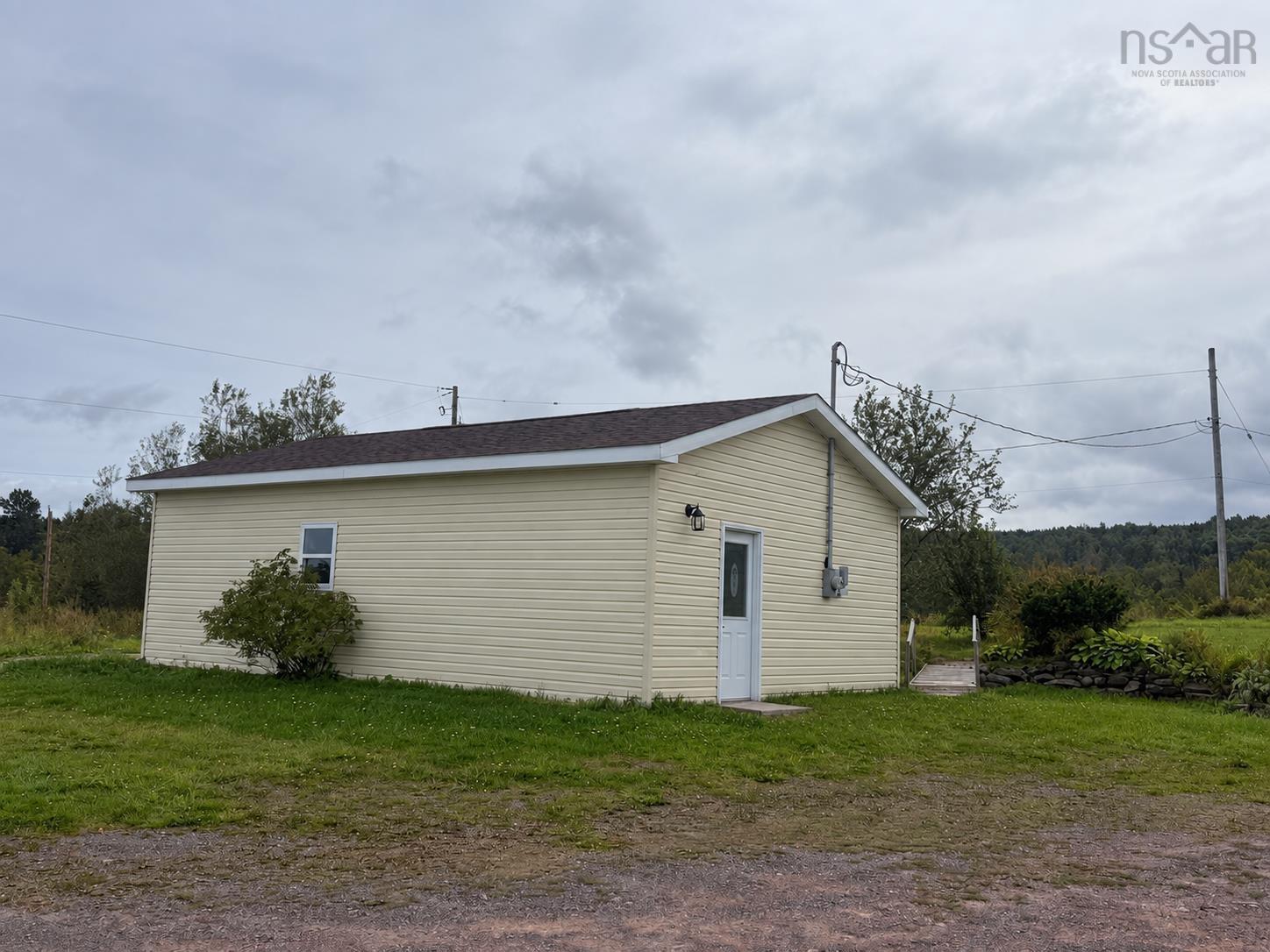 $649,900.00: 4621 245 Highway, Malignant Cove