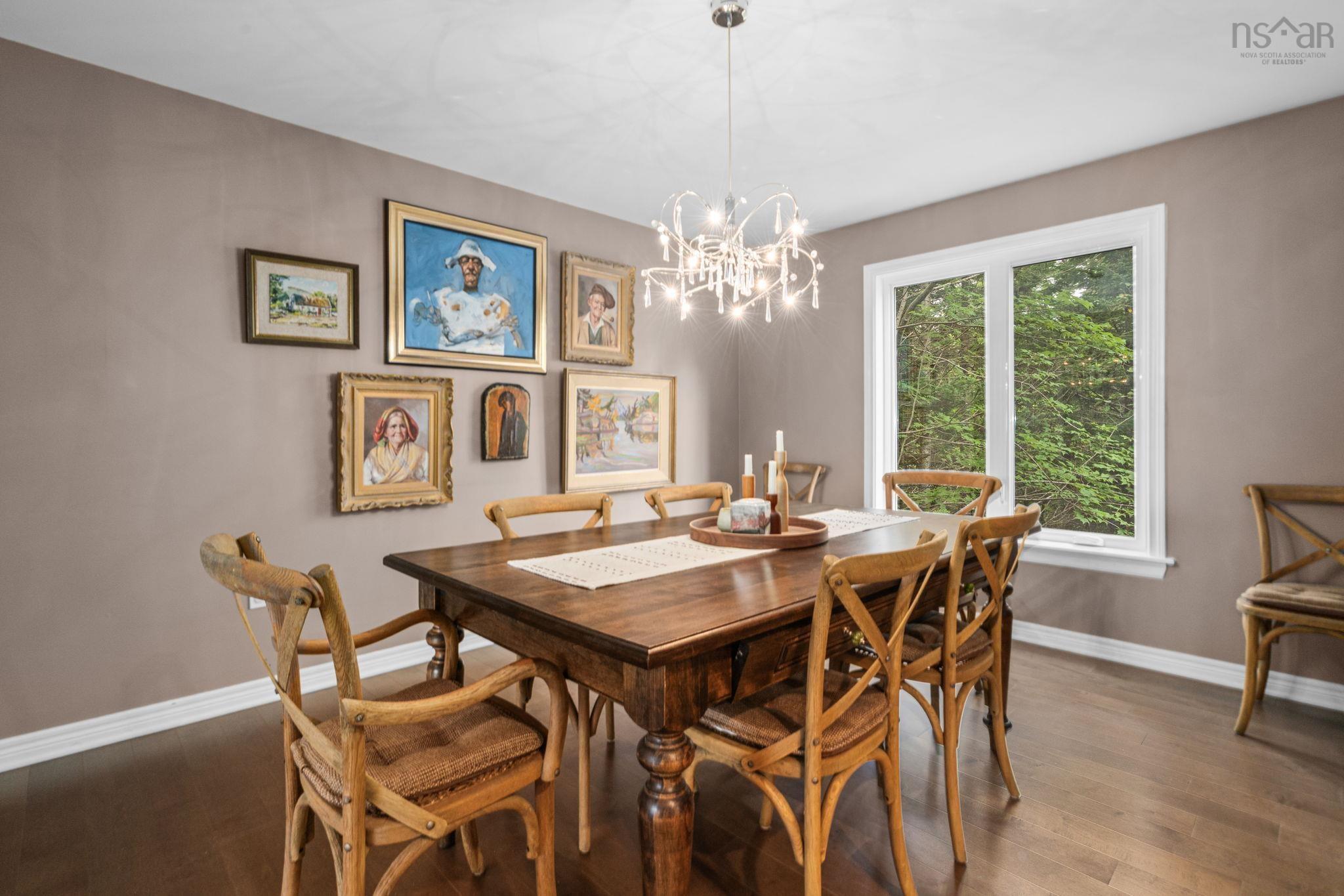 $799,900.00: 283 Moirs Mill Road, Bedford