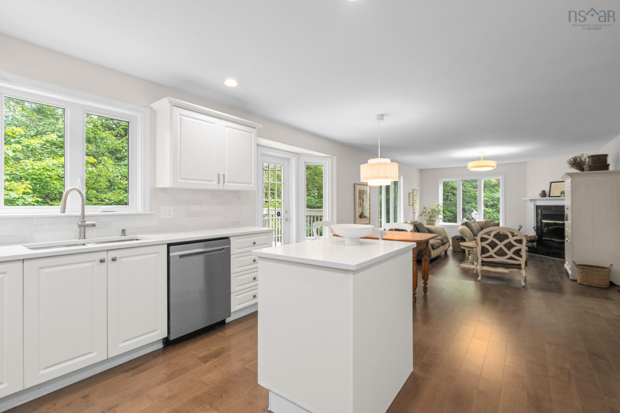 $799,900.00: 283 Moirs Mill Road, Bedford