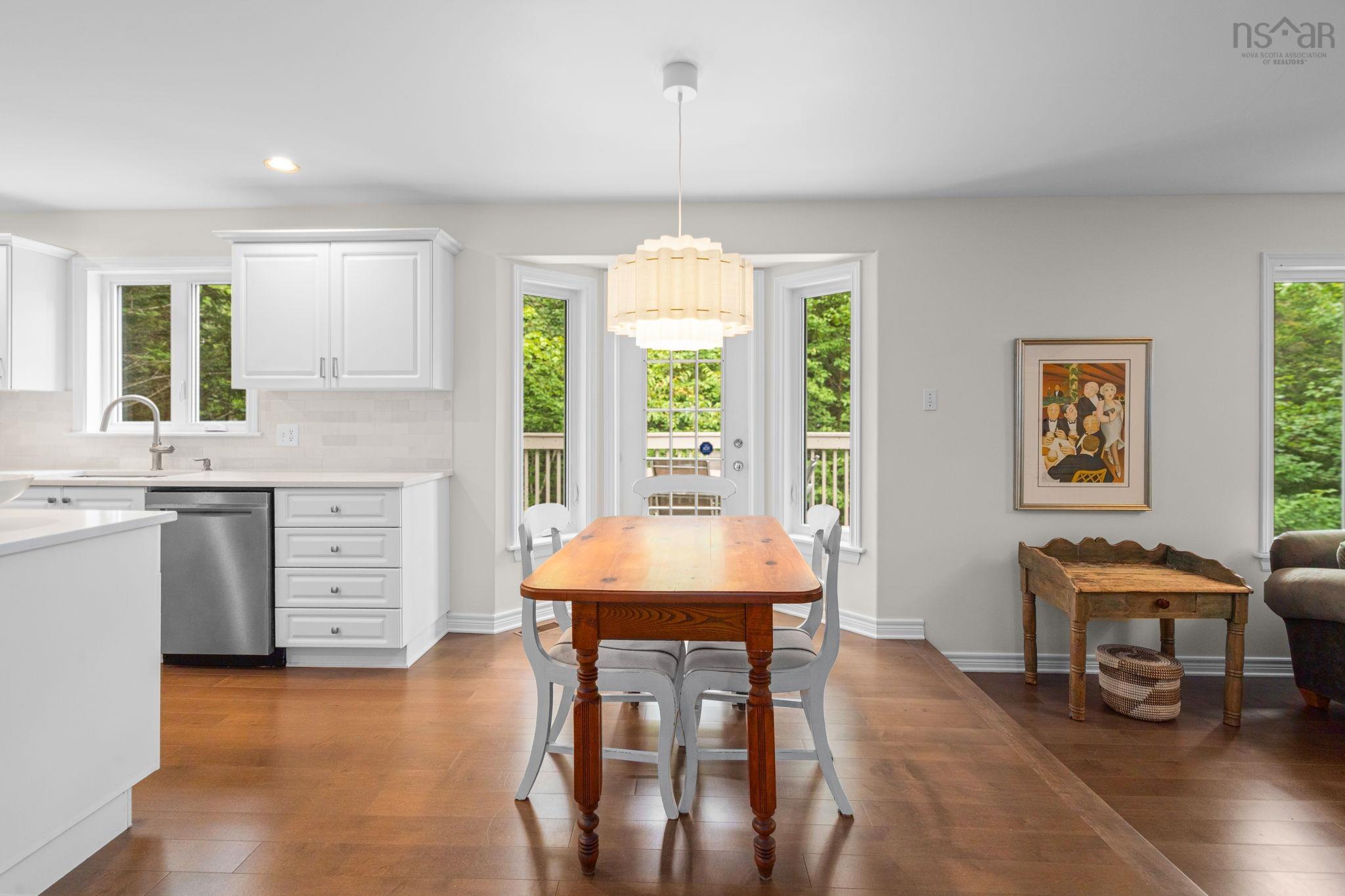 $799,900.00: 283 Moirs Mill Road, Bedford