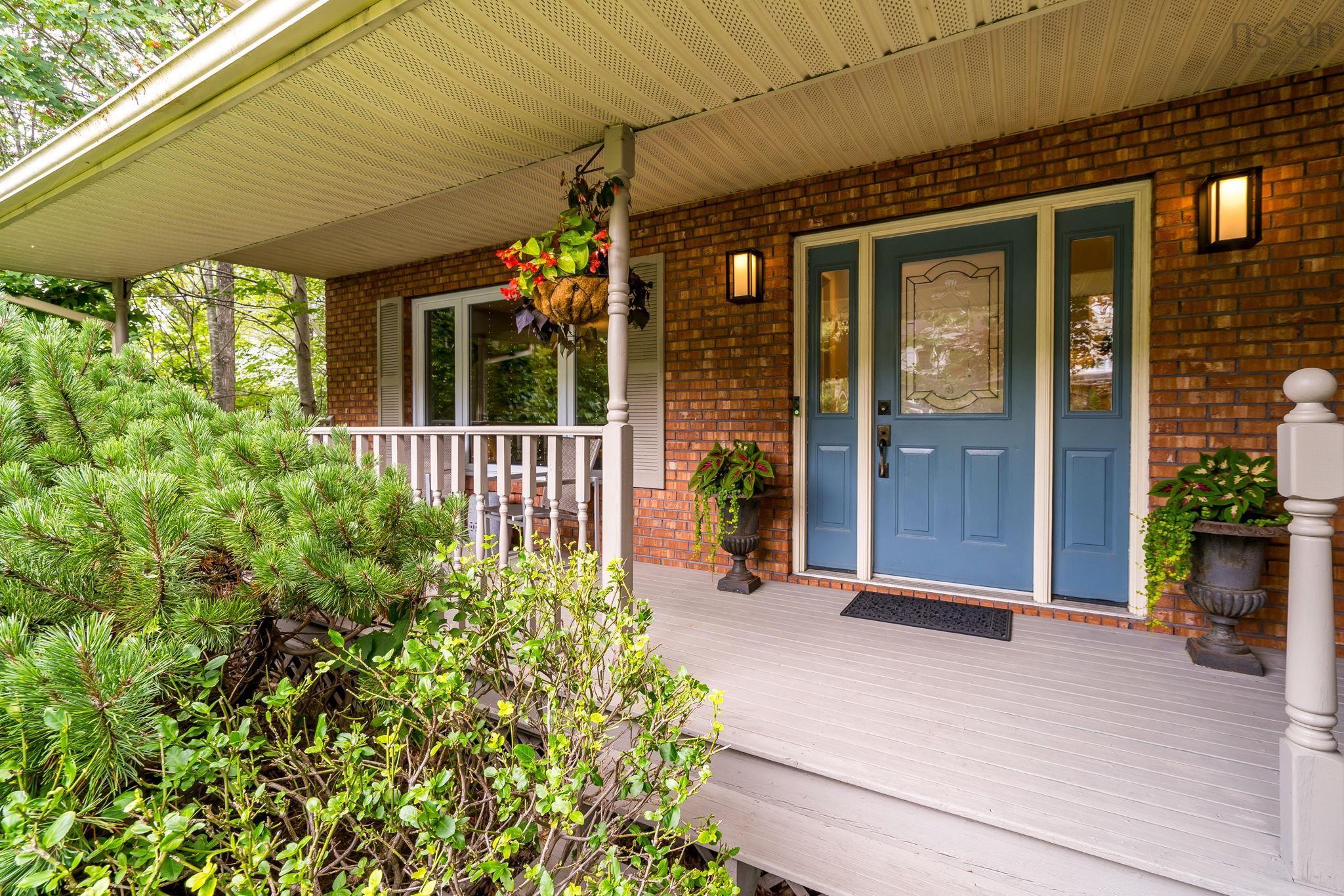 $799,900.00: 283 Moirs Mill Road, Bedford
