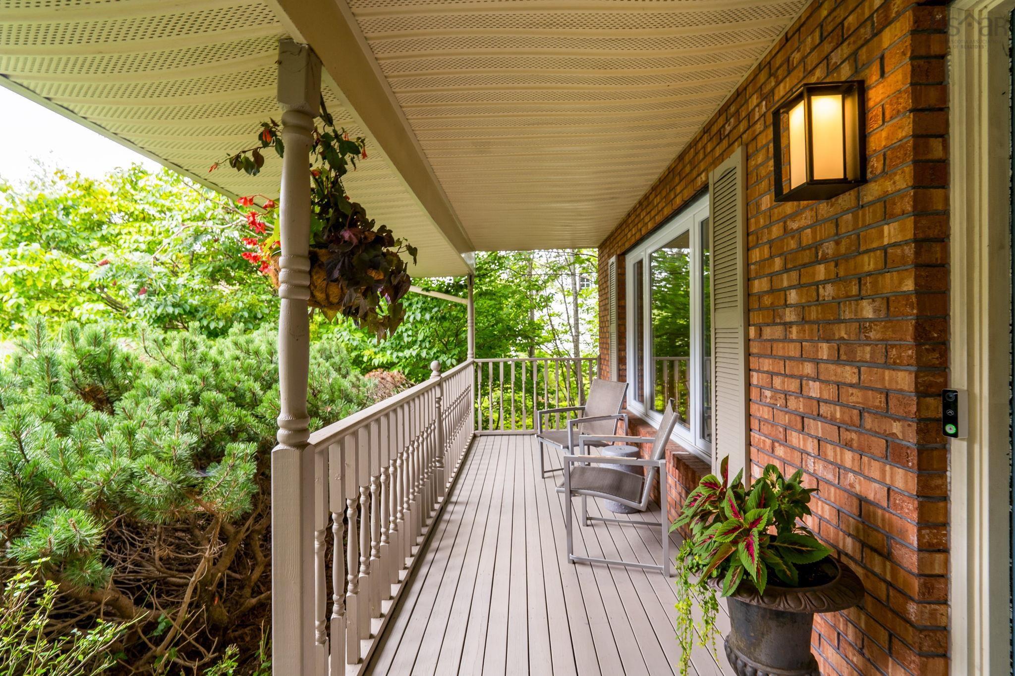 $799,900.00: 283 Moirs Mill Road, Bedford