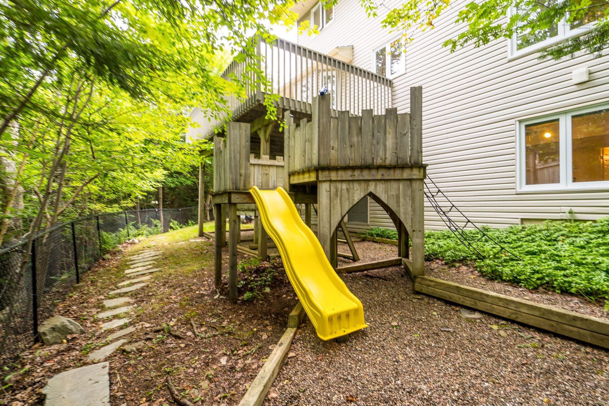 $799,900.00: 283 Moirs Mill Road, Bedford