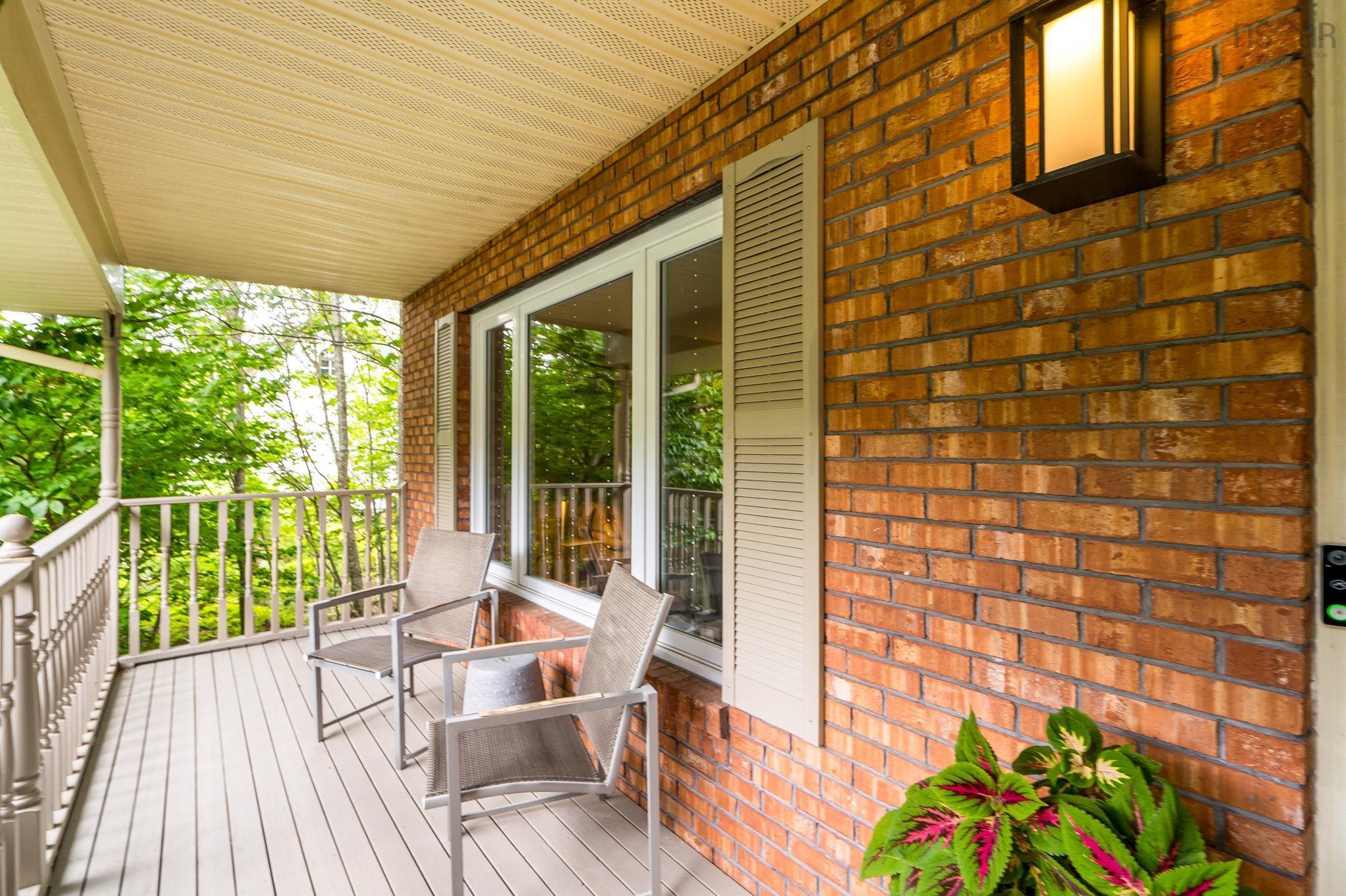 $799,900.00: 283 Moirs Mill Road, Bedford