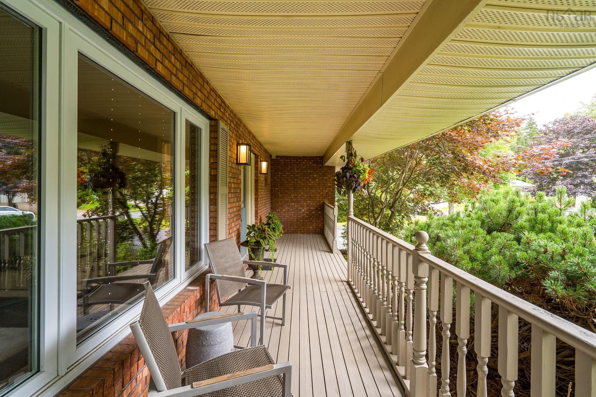 $799,900.00: 283 Moirs Mill Road, Bedford