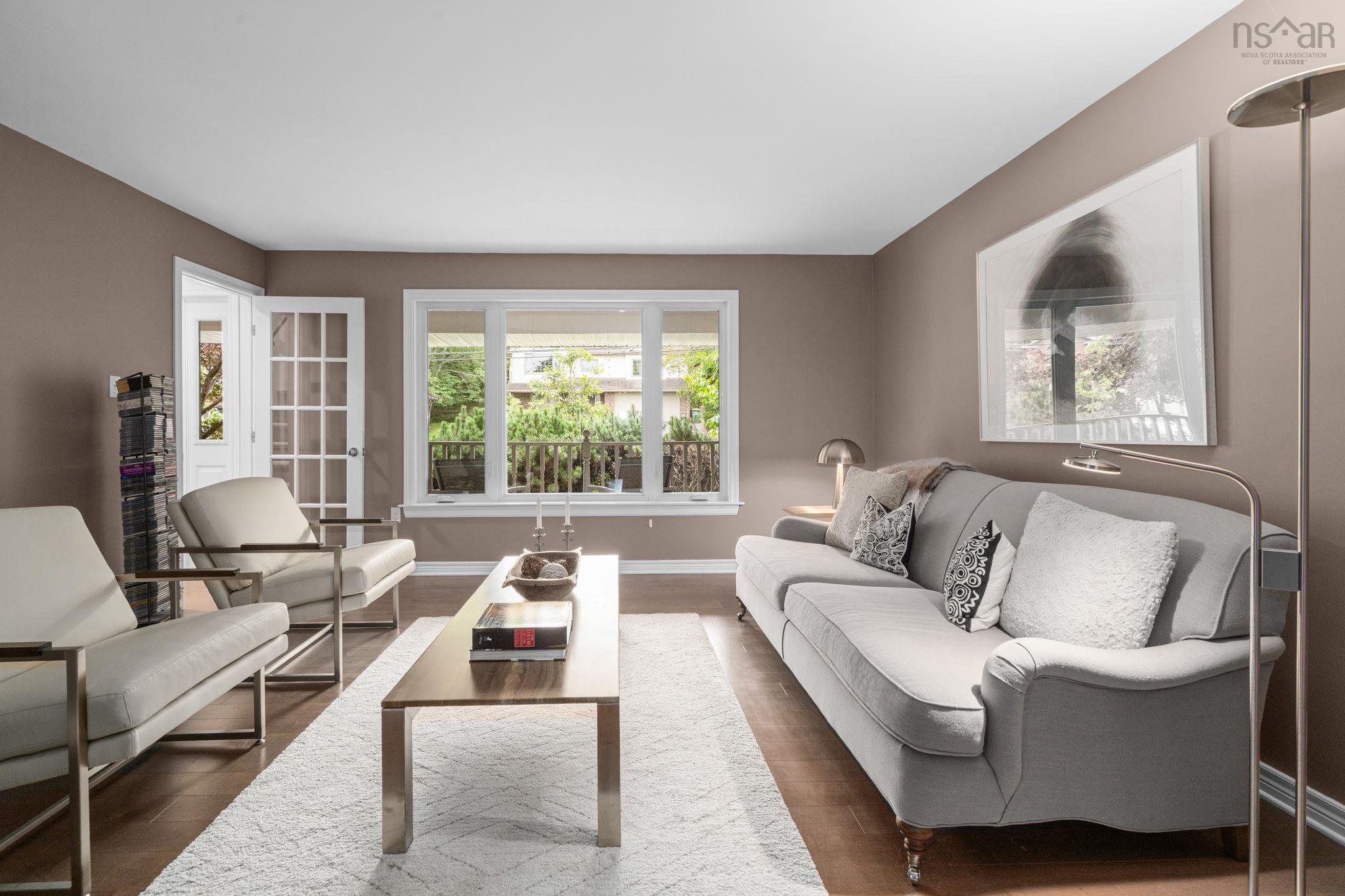 $799,900.00: 283 Moirs Mill Road, Bedford