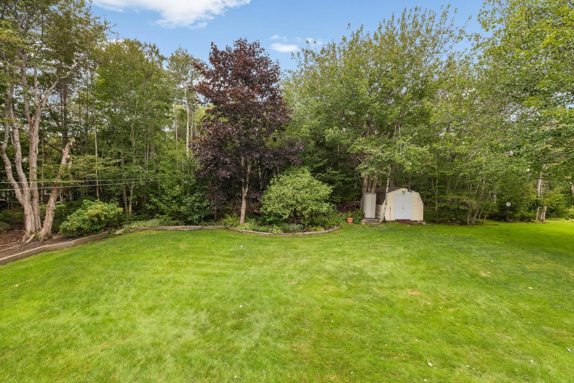 $569,900.00: 18 Lakewood Drive, Brookside