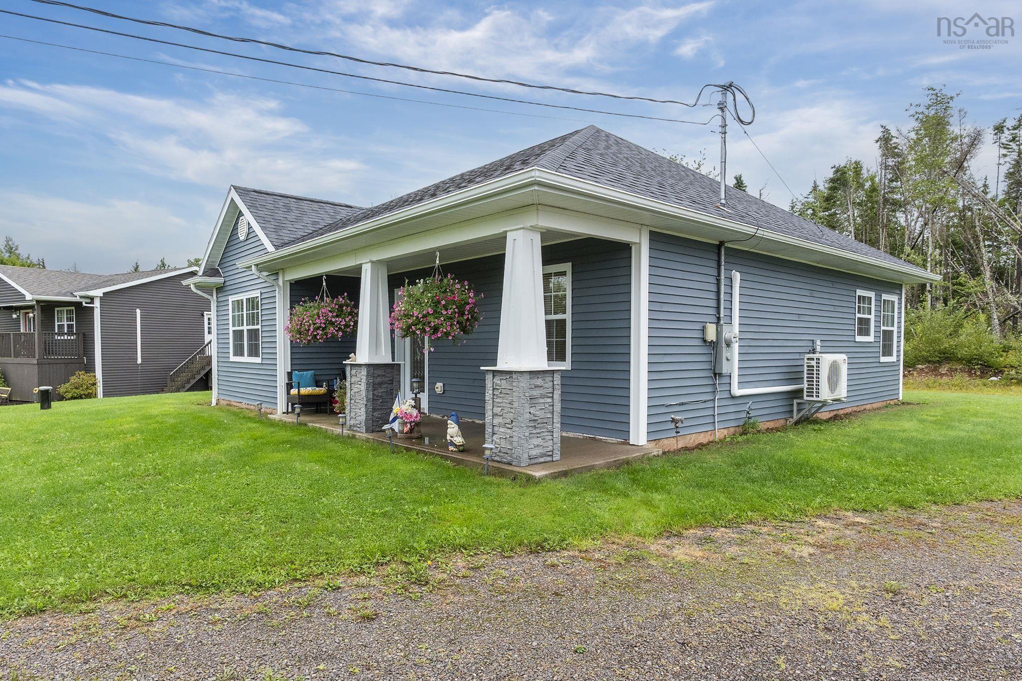 $529,900.00: 166 Blainedale Drive, Salmon River