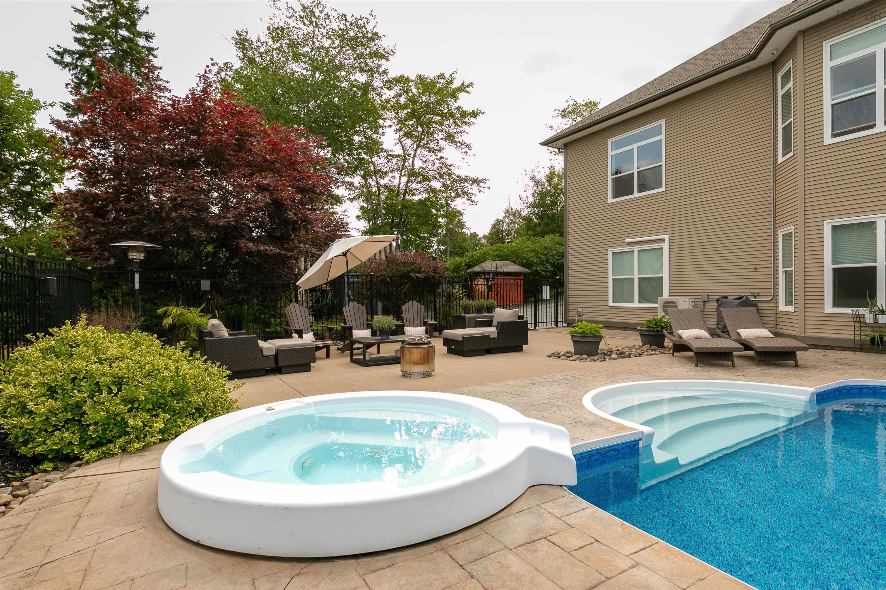 $1,699,900.00: 279 Aberdeen Drive, Fall River