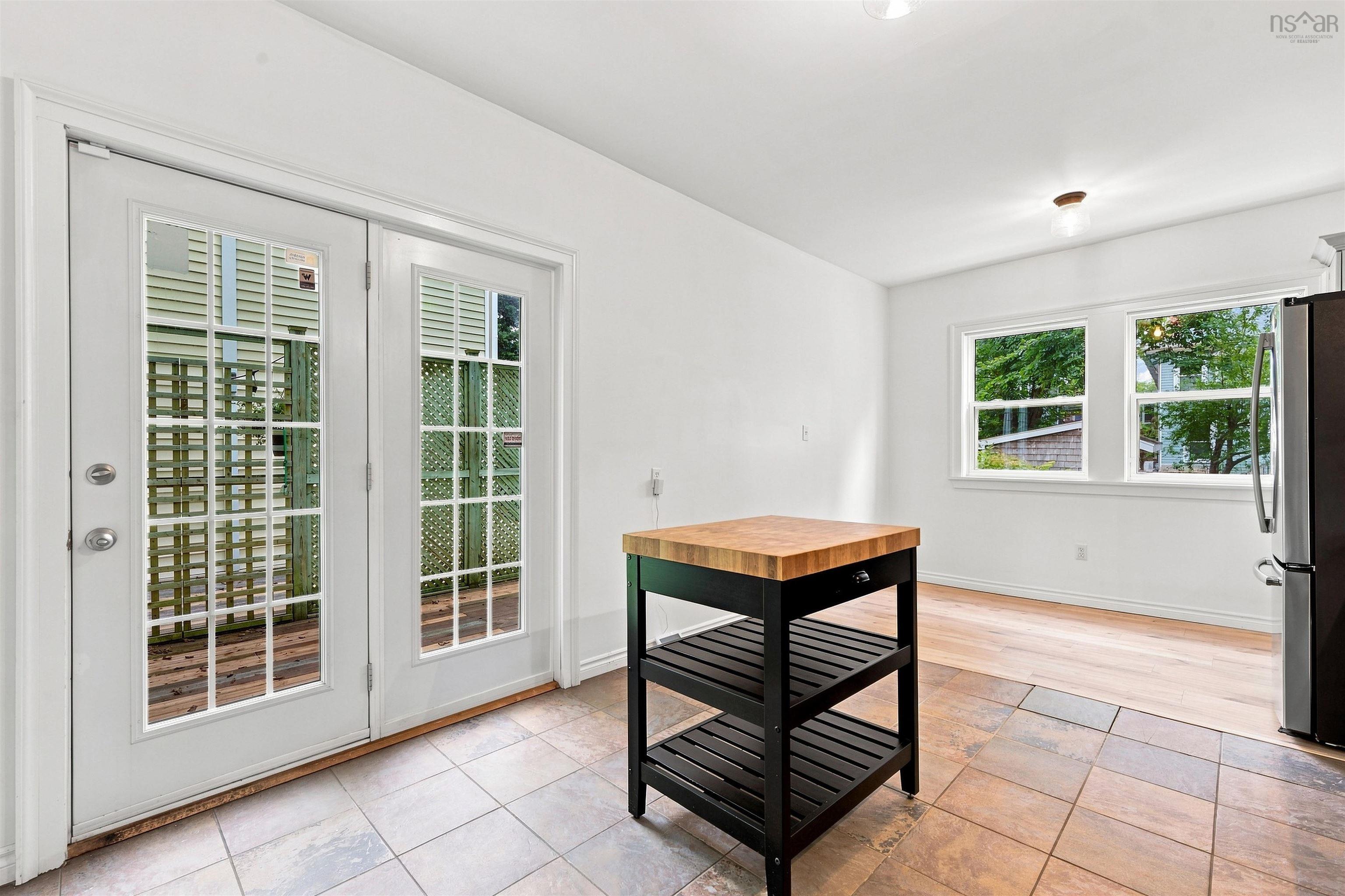 $849,000.00: 6052 Compton Avenue, Halifax