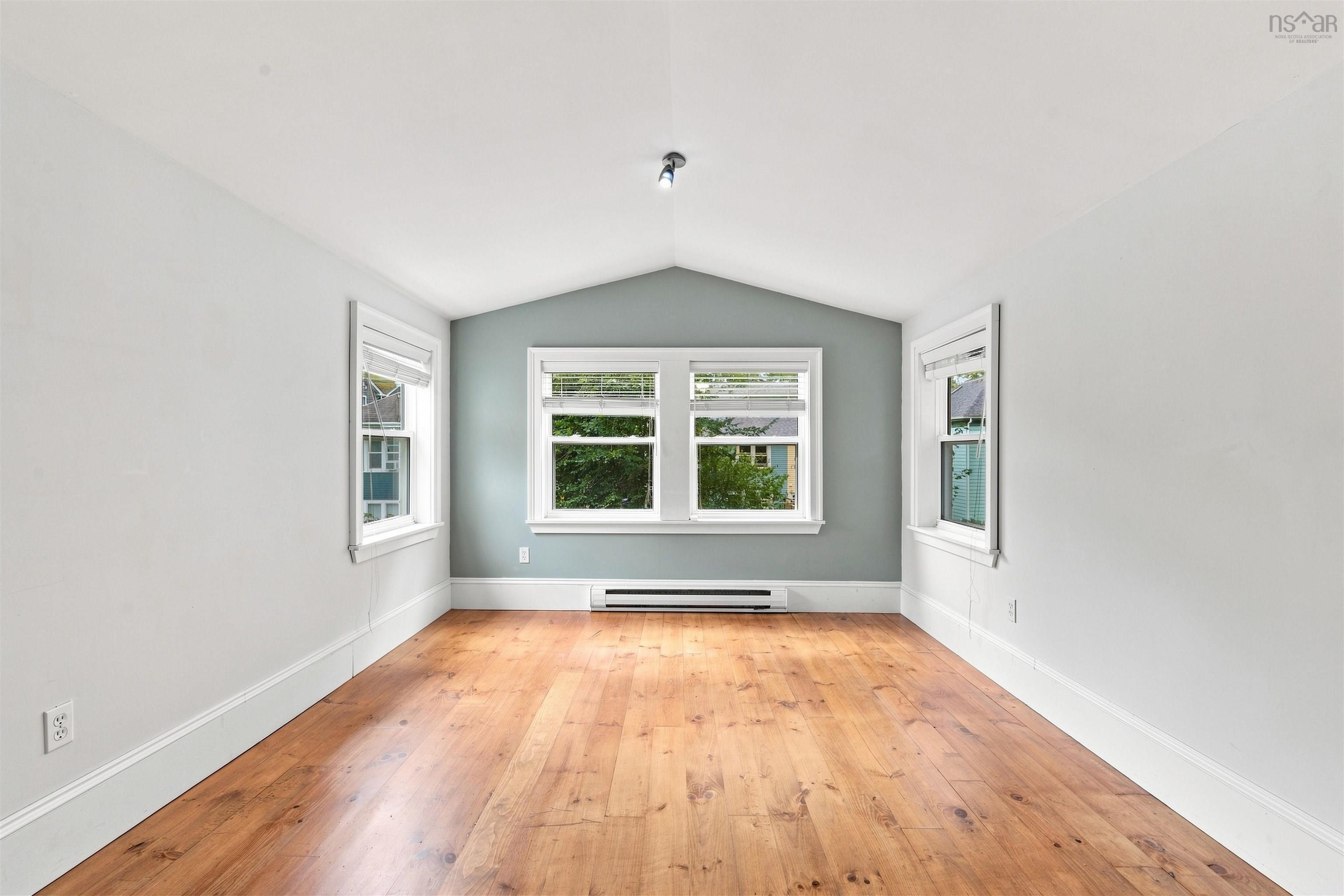 $849,000.00: 6052 Compton Avenue, Halifax
