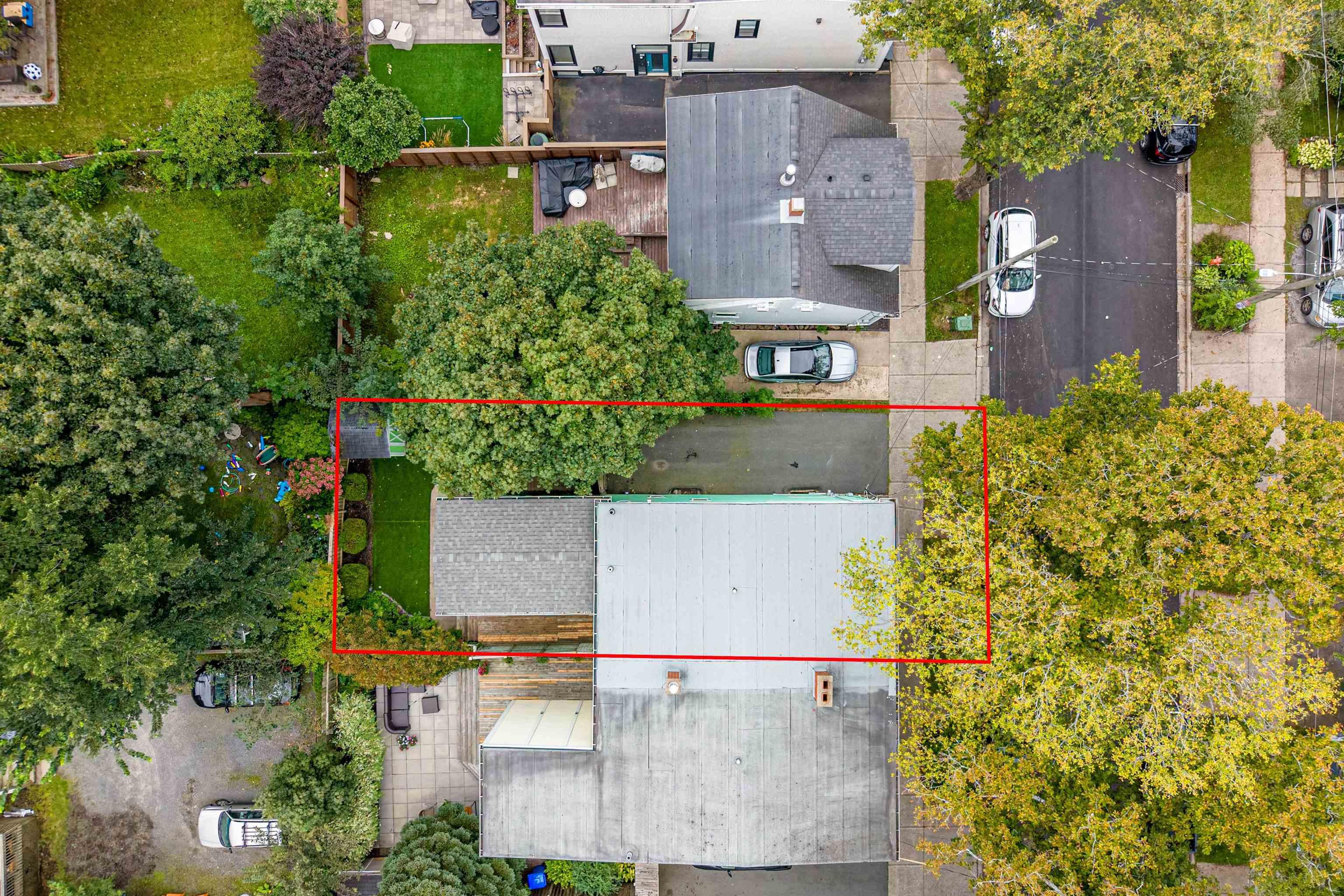 $849,000.00: 6052 Compton Avenue, Halifax