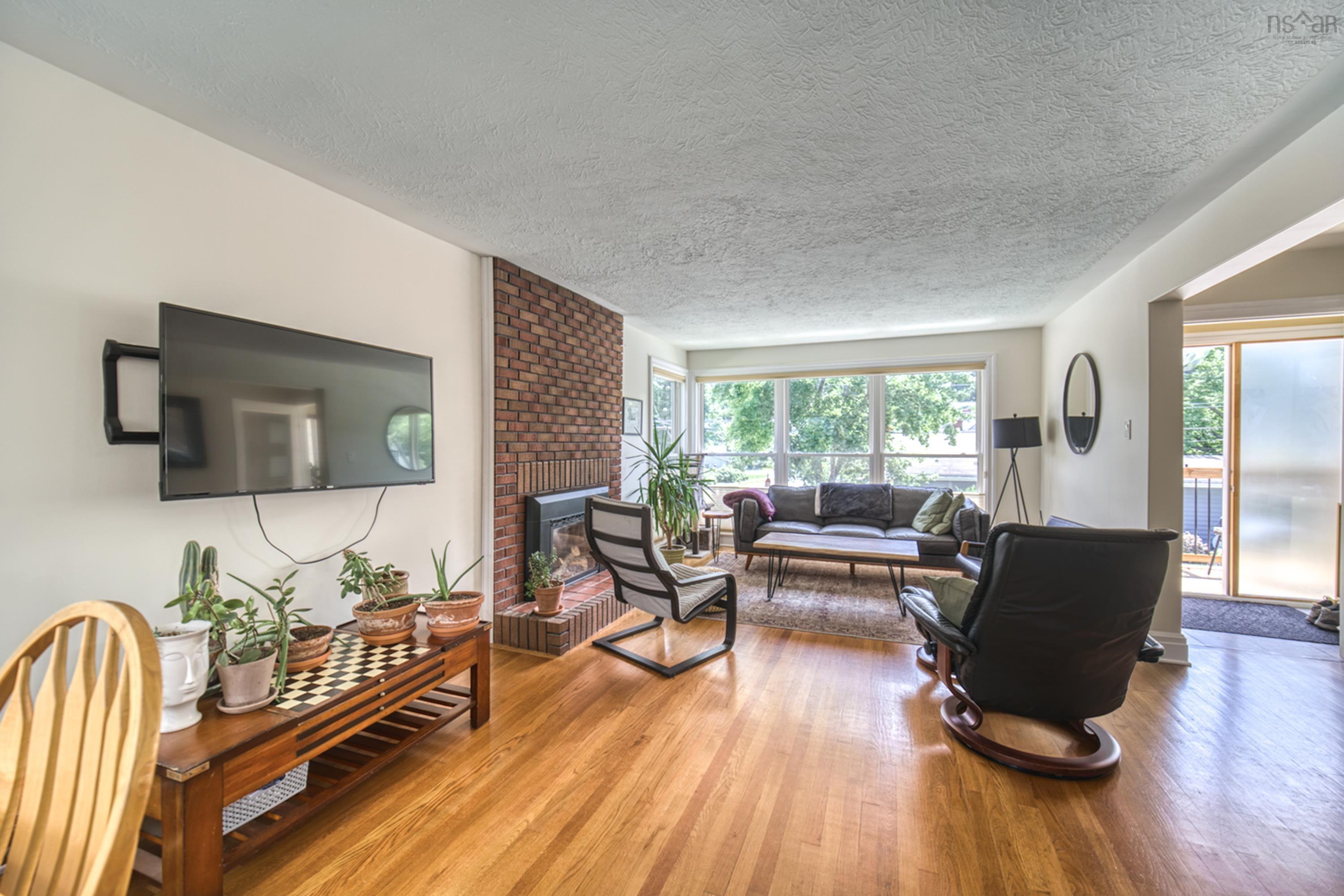 $779,500.00: 10 Clearview Crescent, Dartmouth