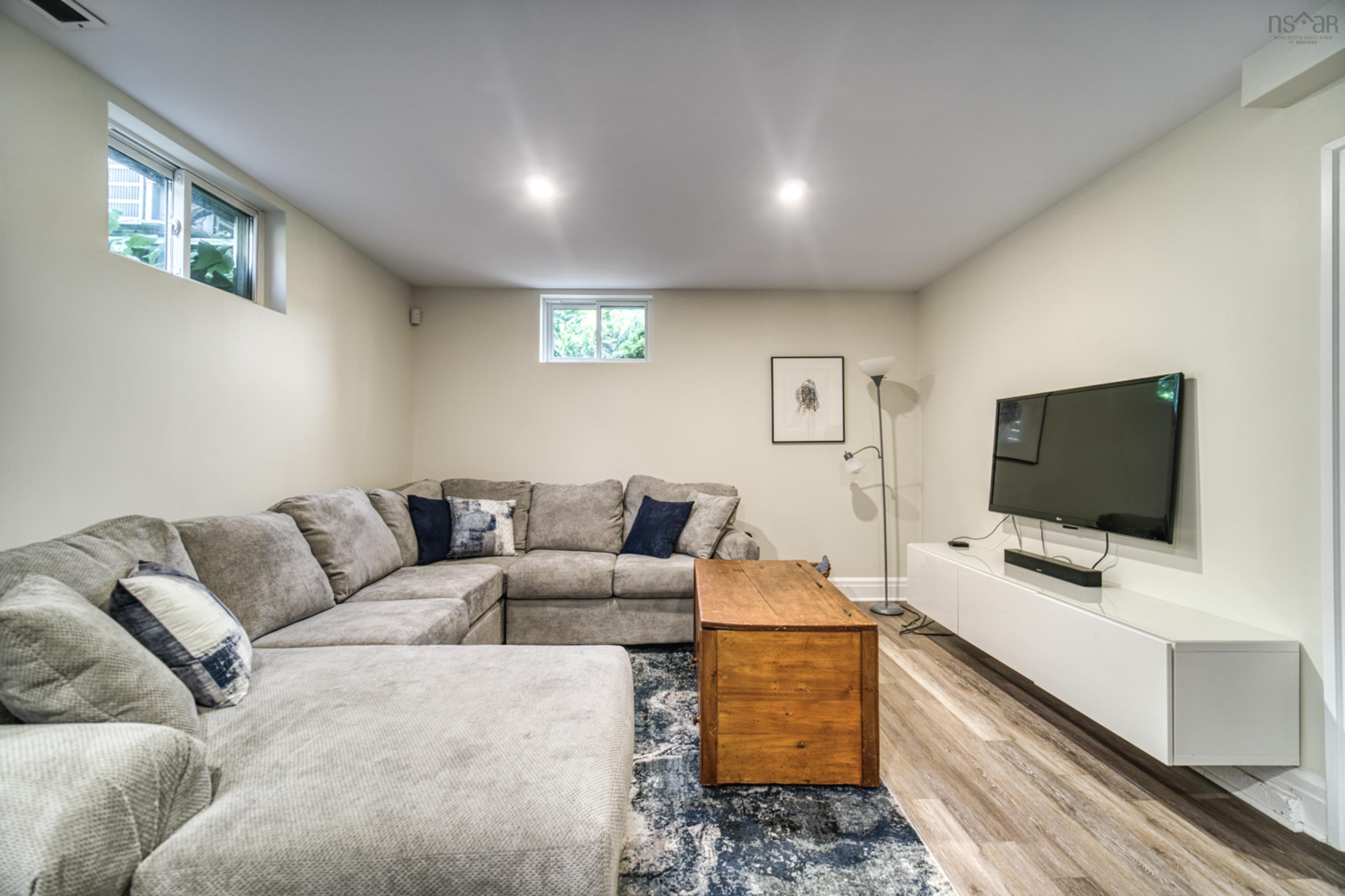 $779,500.00: 10 Clearview Crescent, Dartmouth