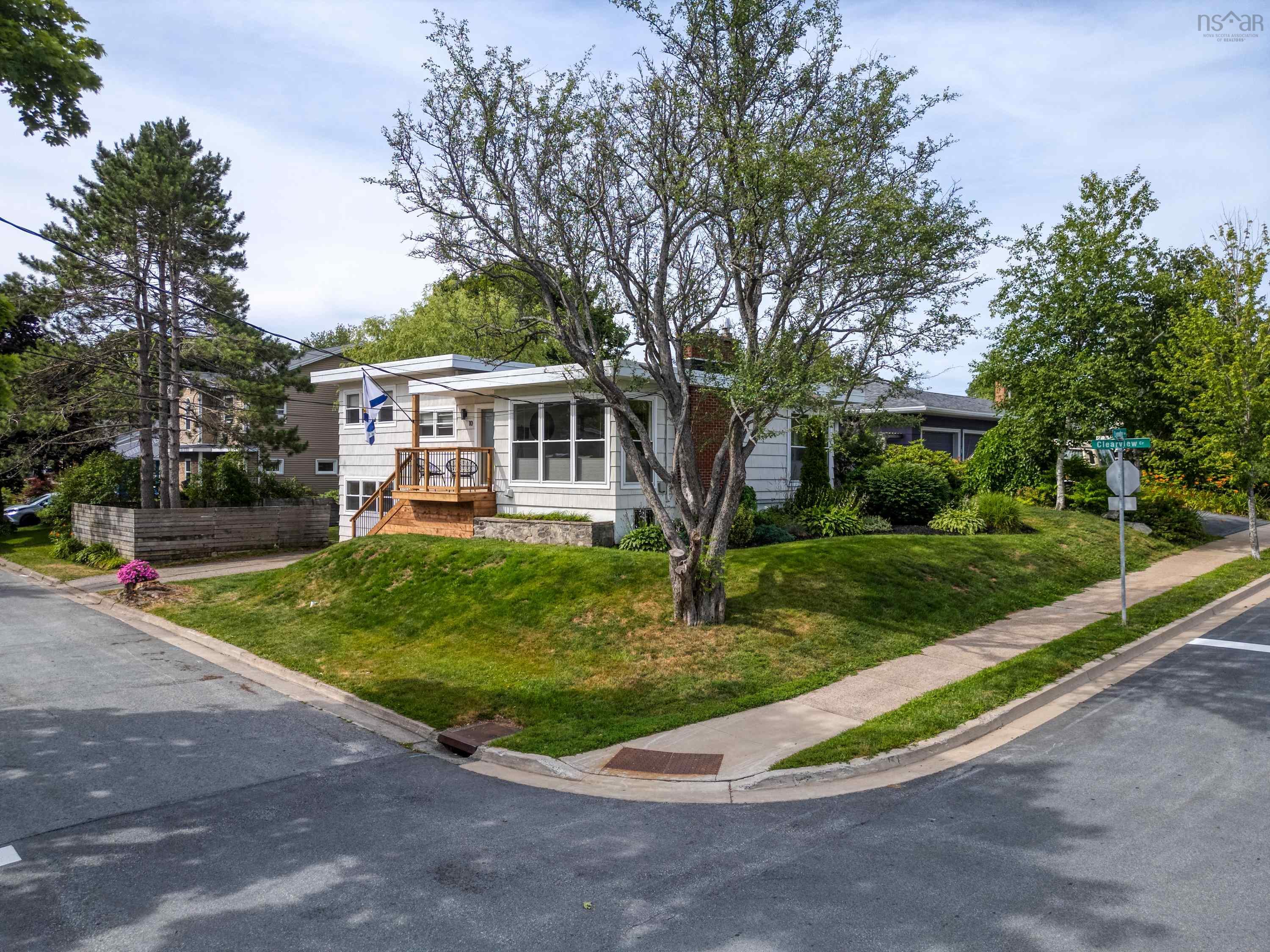 $779,500.00: 10 Clearview Crescent, Dartmouth