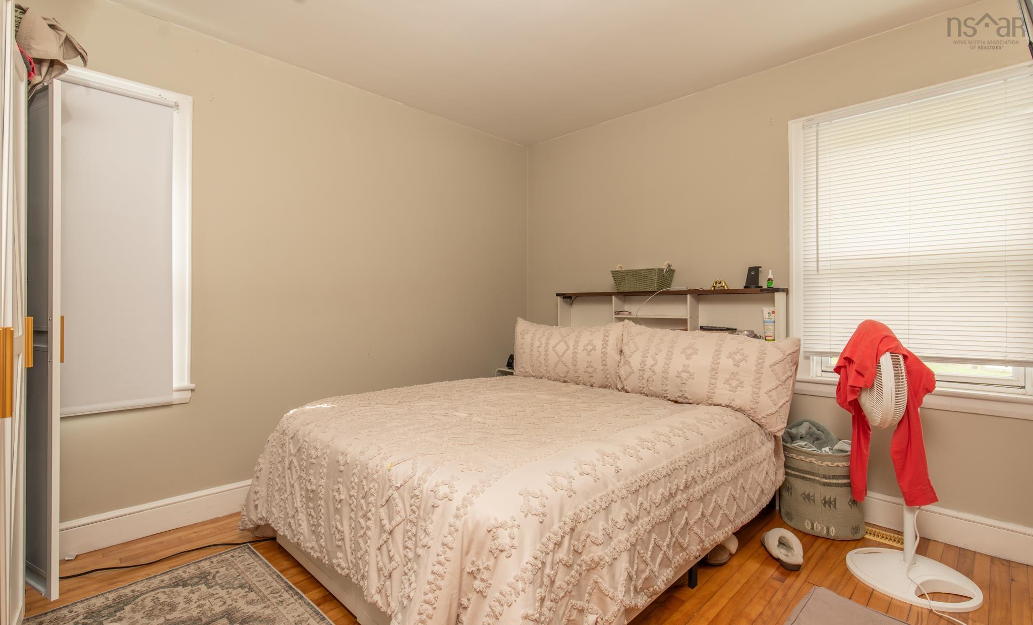 $239,900.00: 100 Brunswick Street, Yarmouth