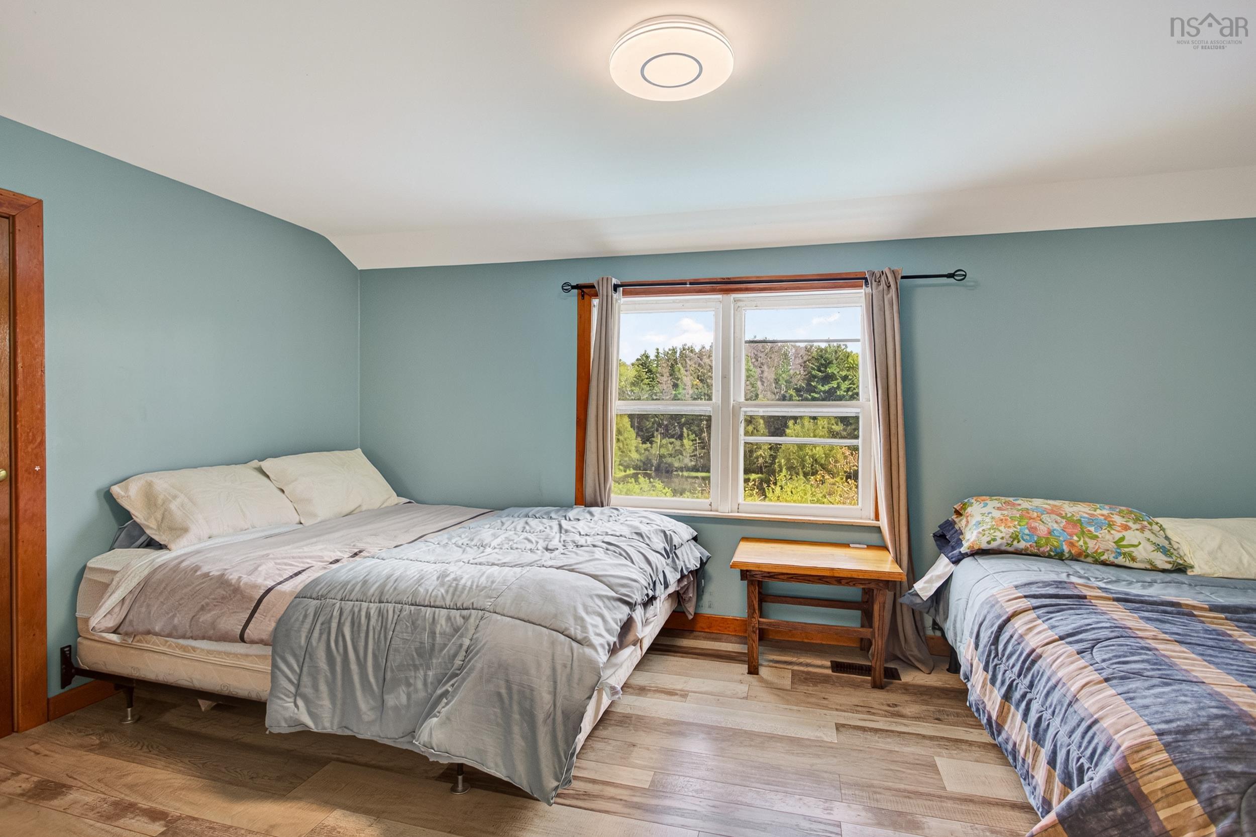 $324,900.00: 20 Highway 307, Wentworth Centre