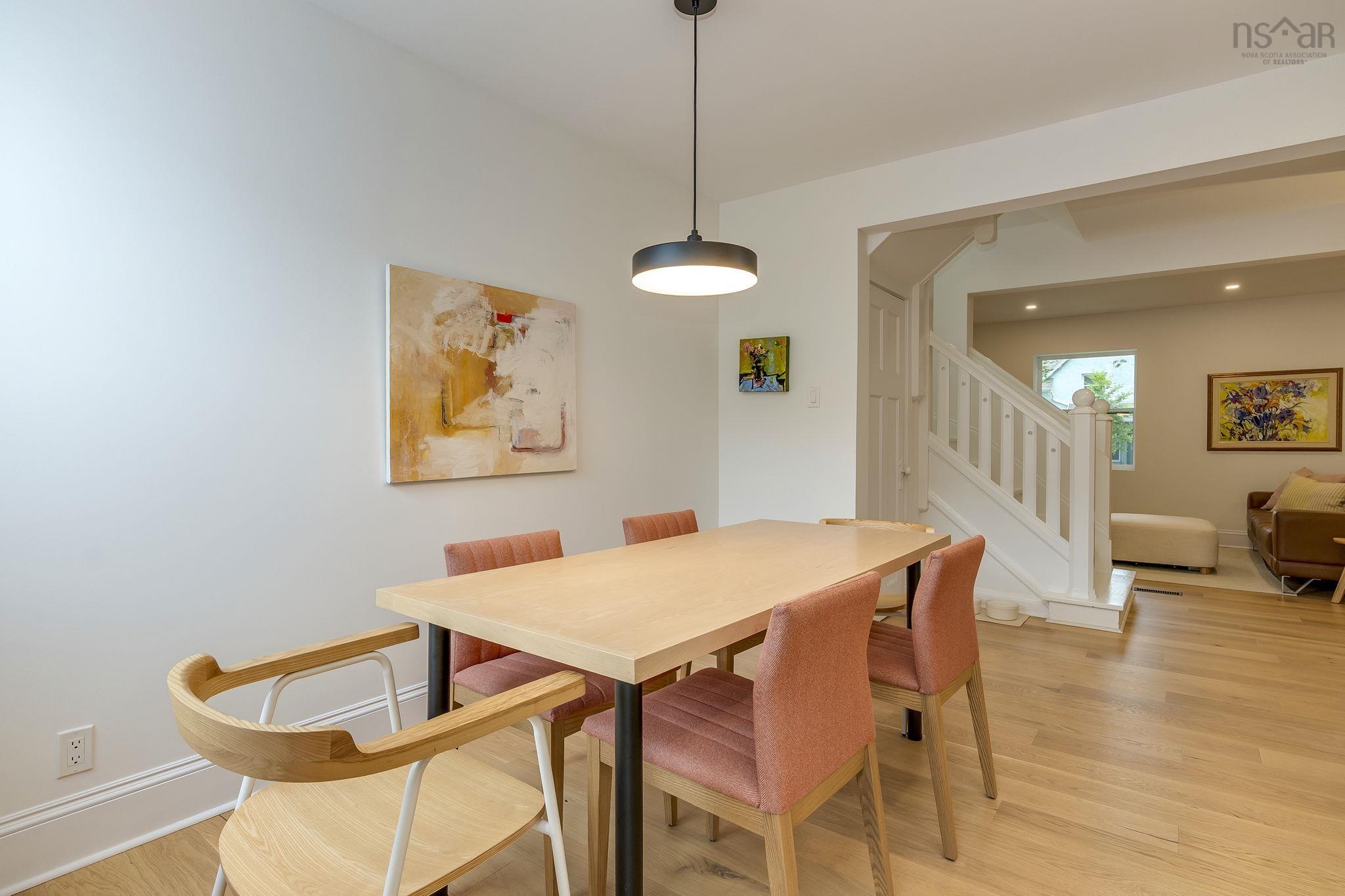$739,900.00: 5547 Kane Place, Halifax