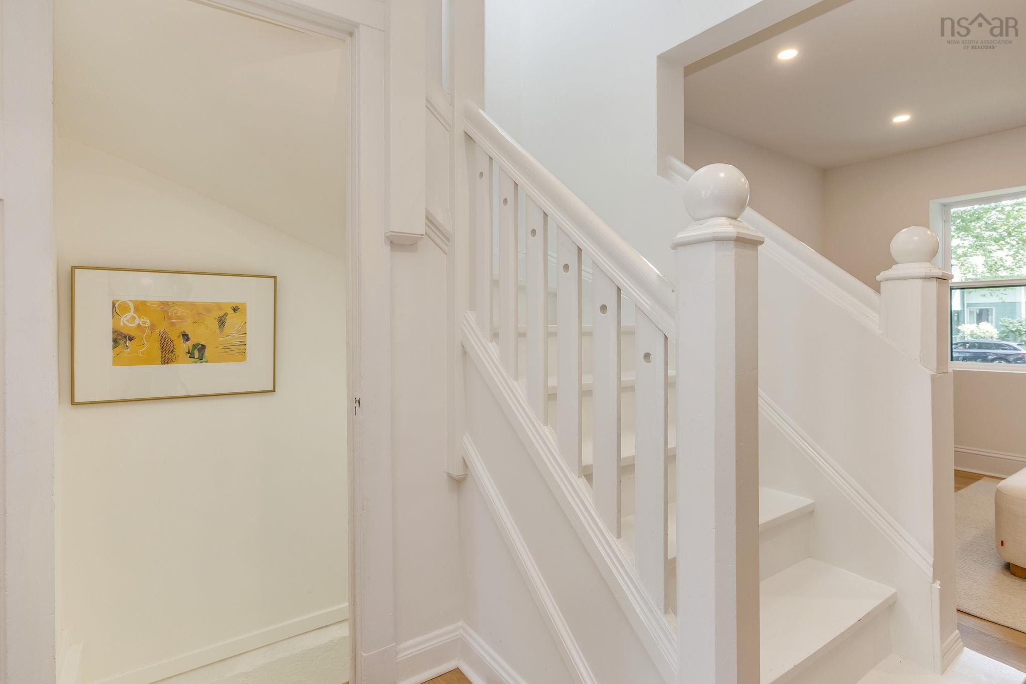 $739,900.00: 5547 Kane Place, Halifax