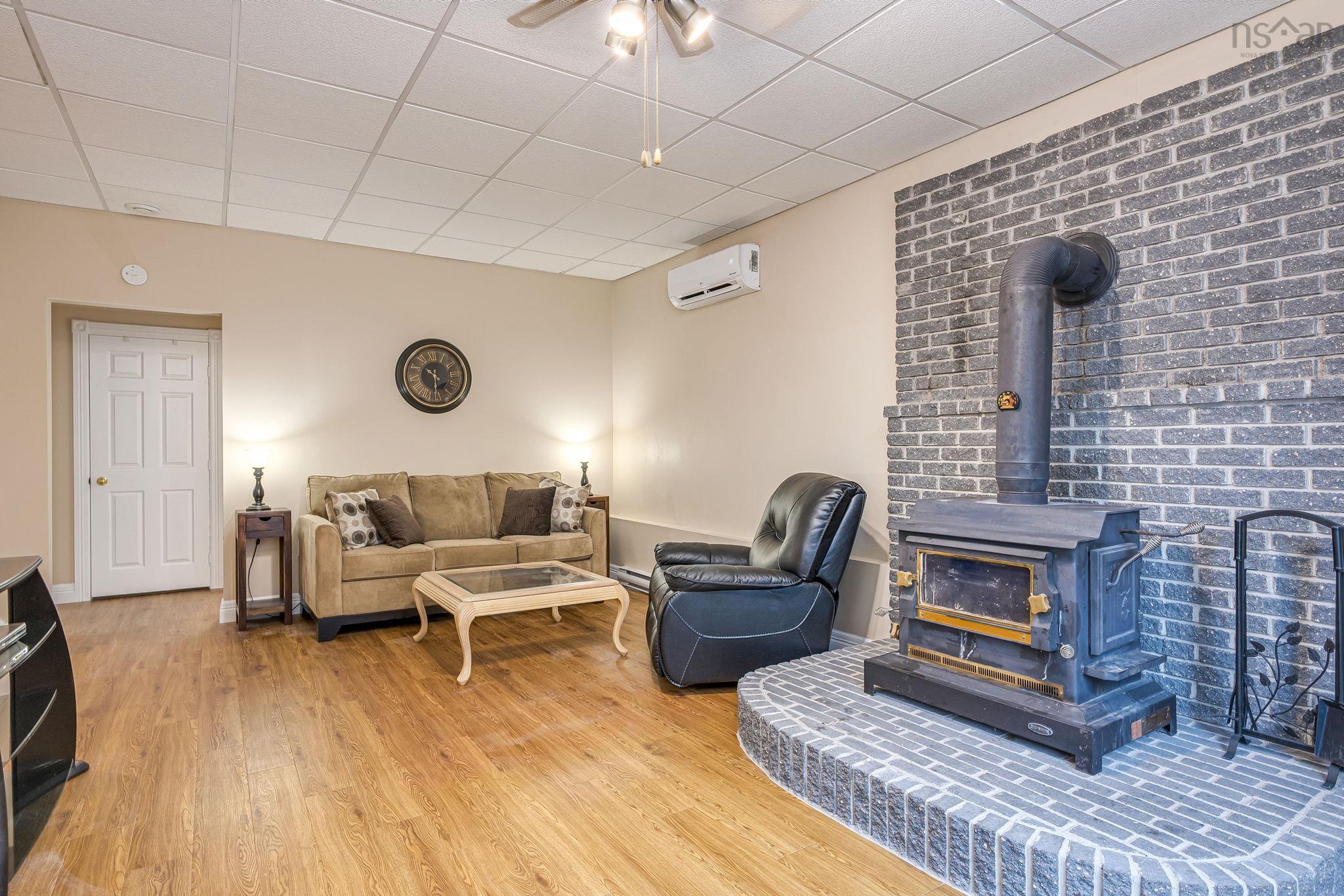 $769,900.00: 17 Glenn Drive, Lawrencetown