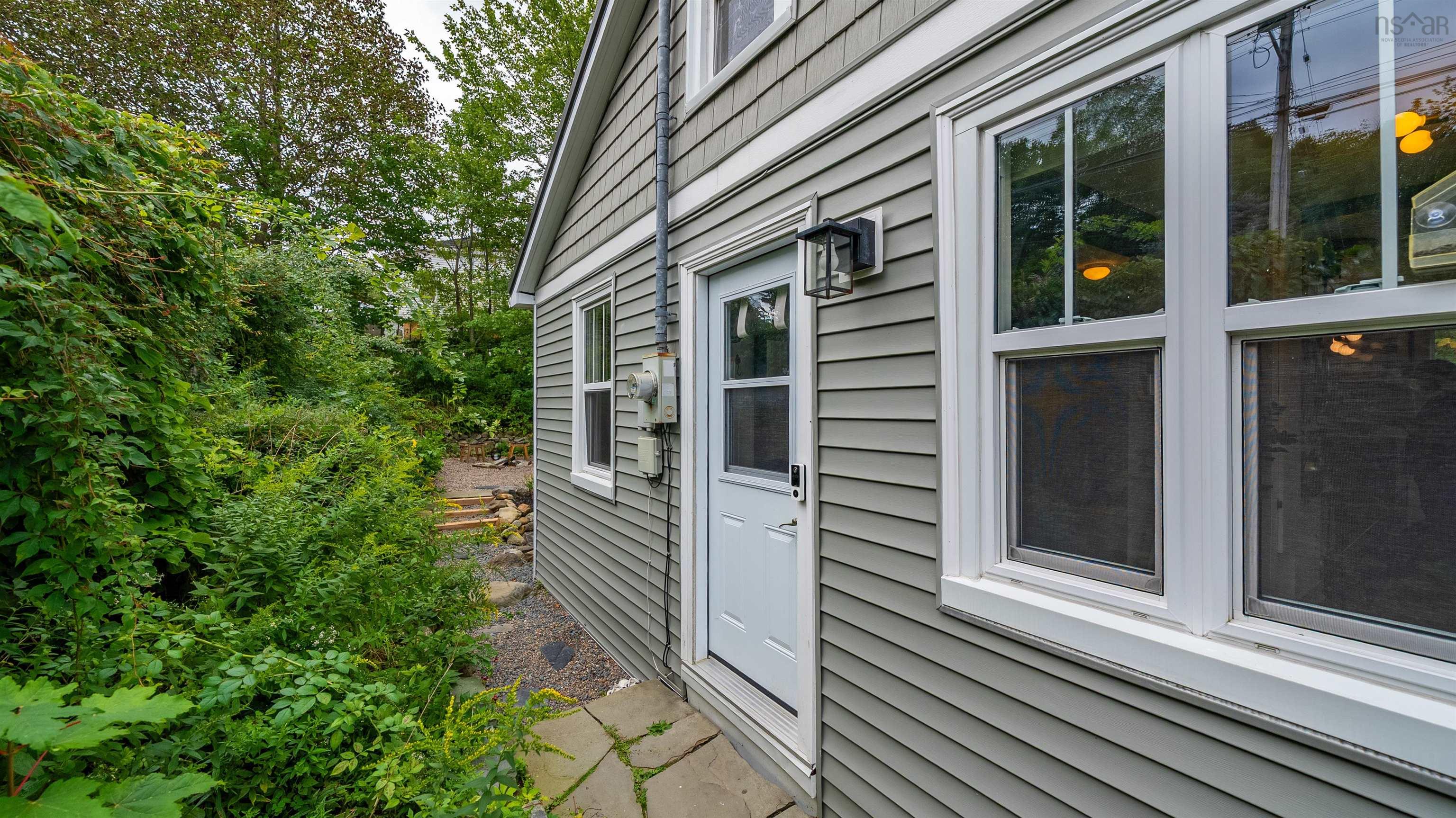 $450,000.00: 117 Osborne Street, Halifax