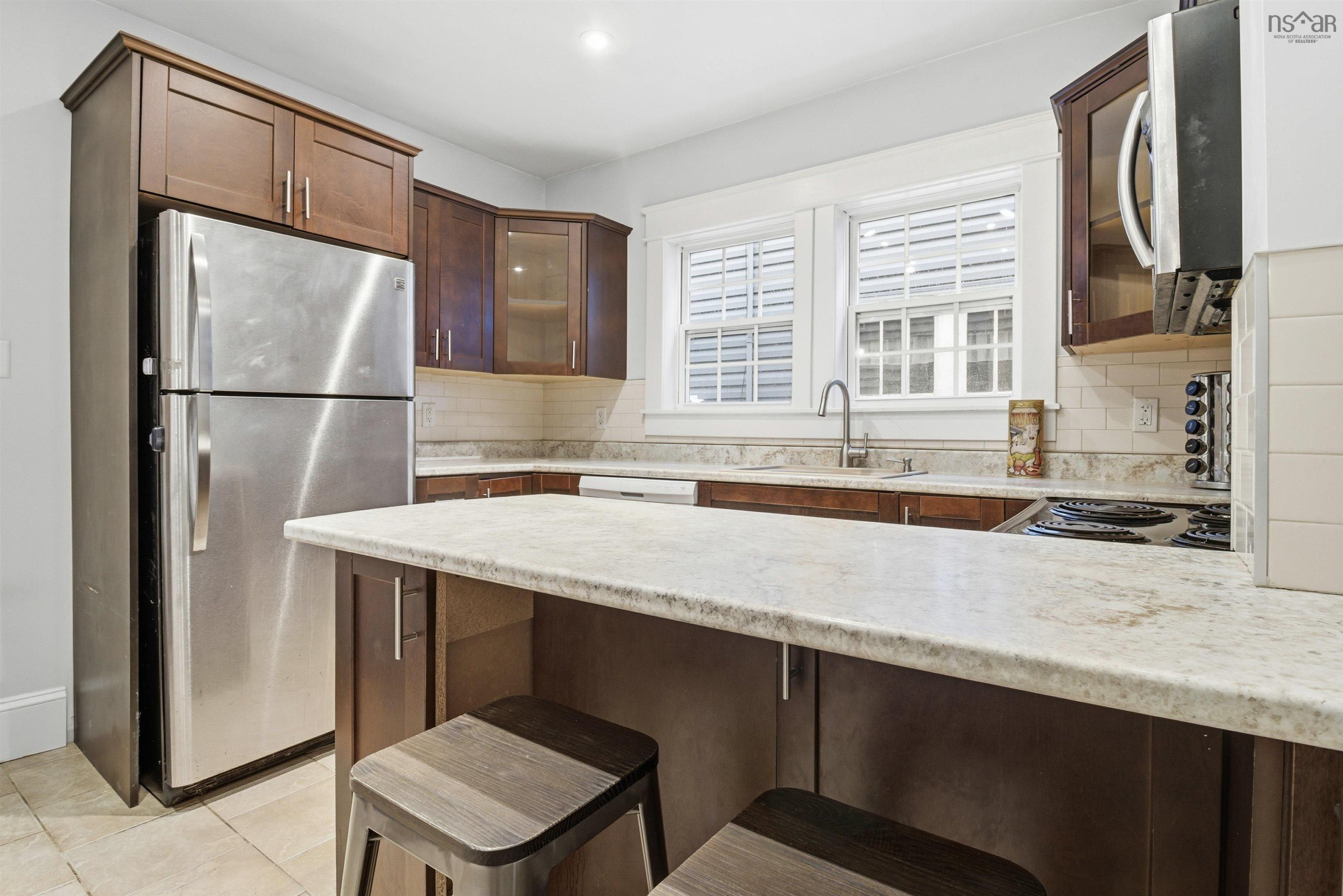 $825,000.00: 6229-6231 Allan Street, Halifax