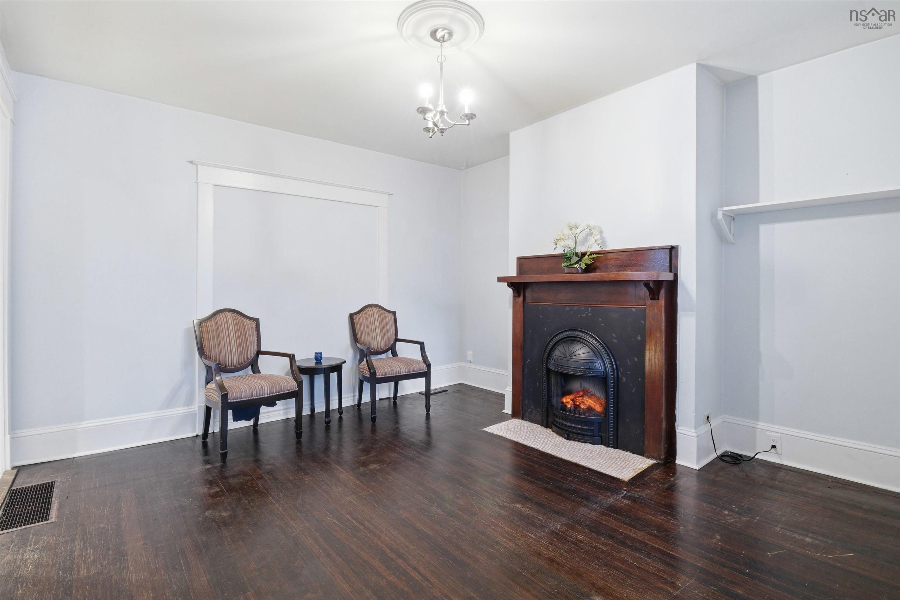 $825,000.00: 6229-6231 Allan Street, Halifax