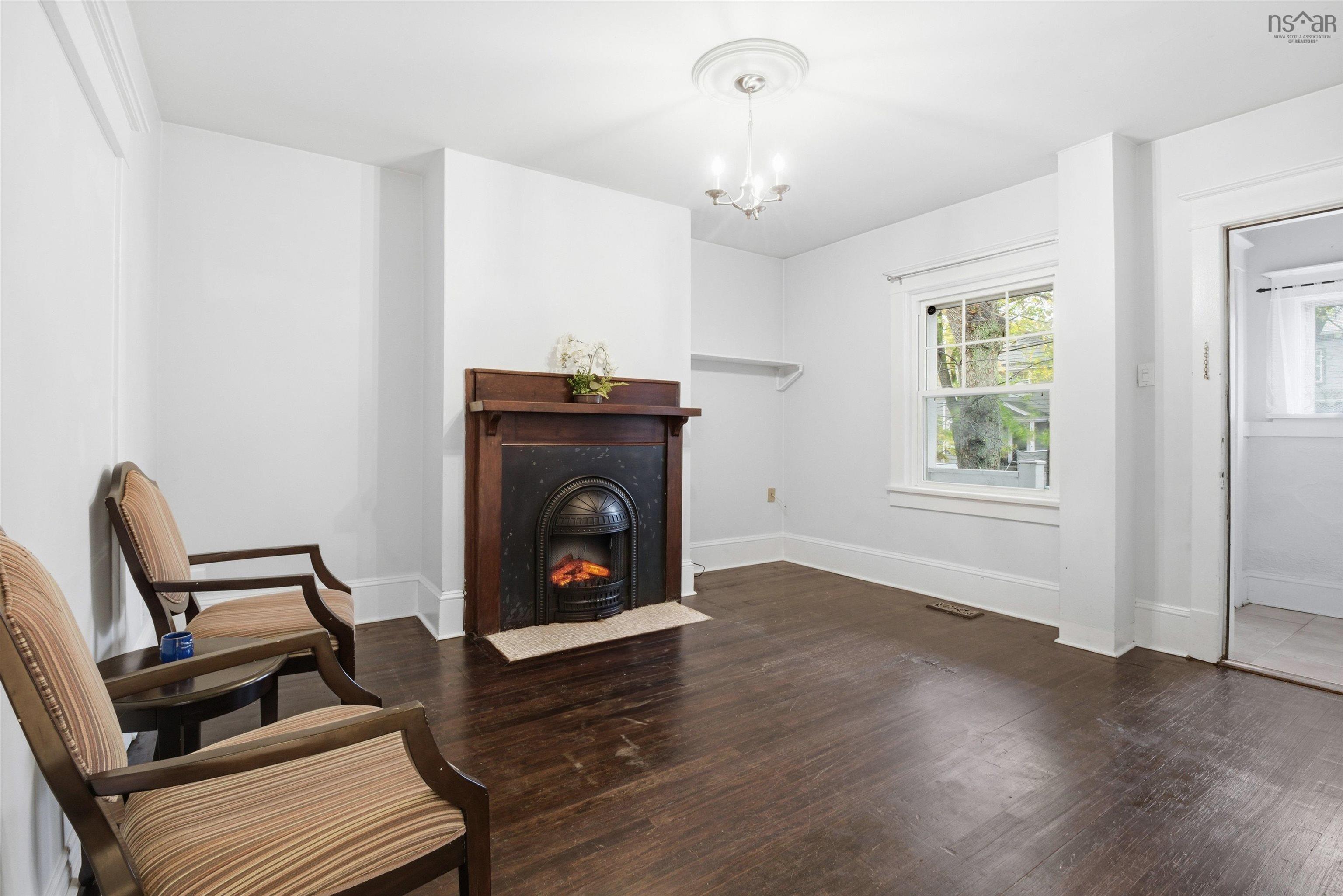 $825,000.00: 6229-6231 Allan Street, Halifax