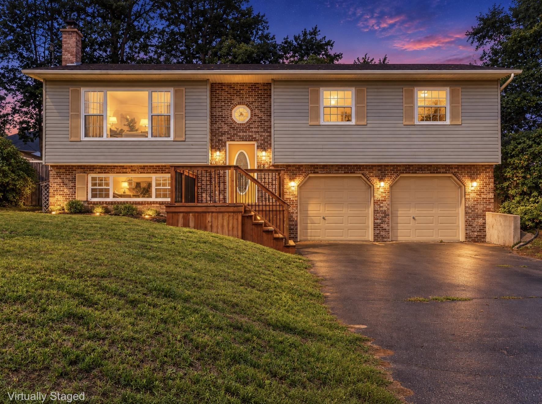 $469,900.00: 867 Julie Drive, Kingston