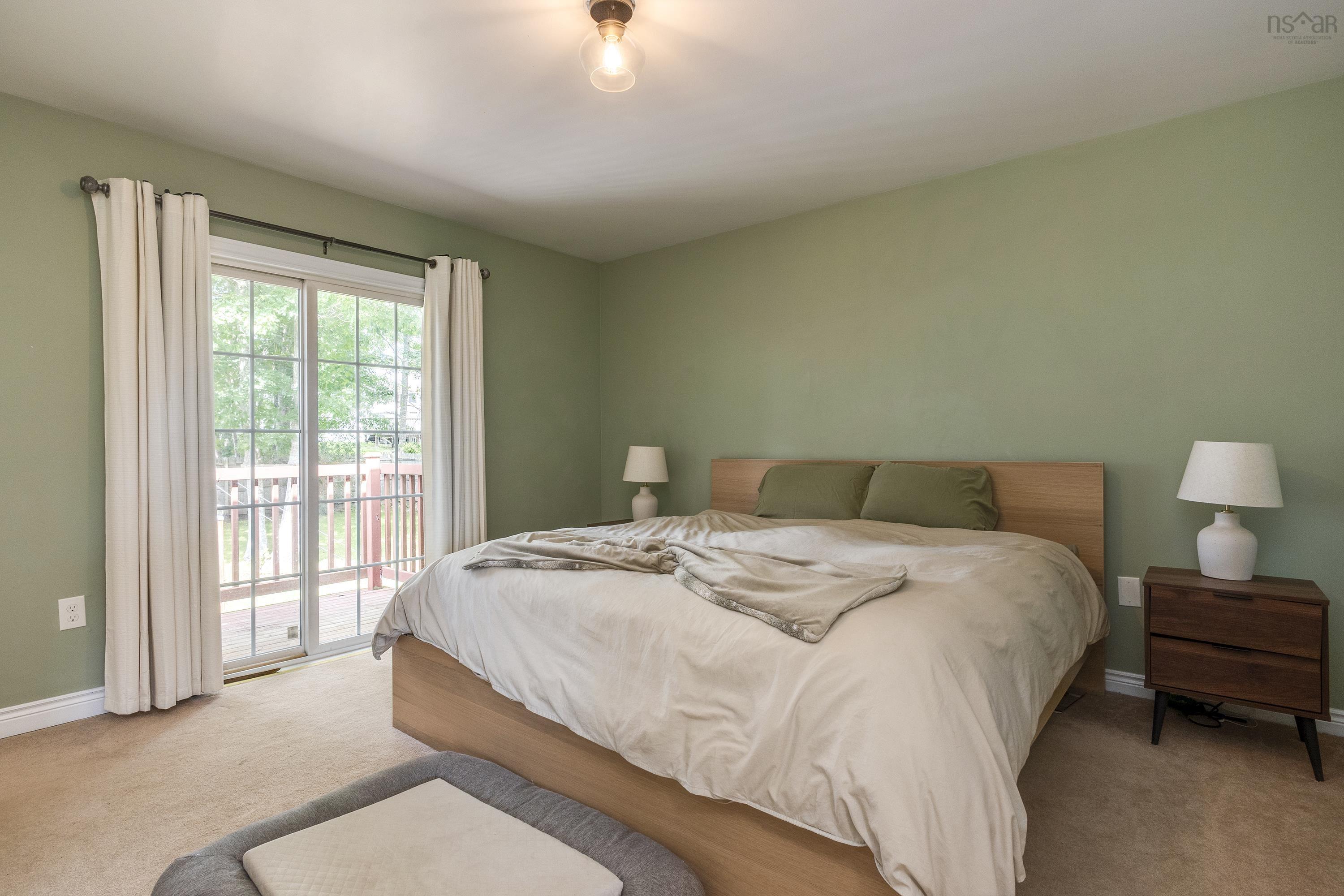 $469,900.00: 867 Julie Drive, Kingston