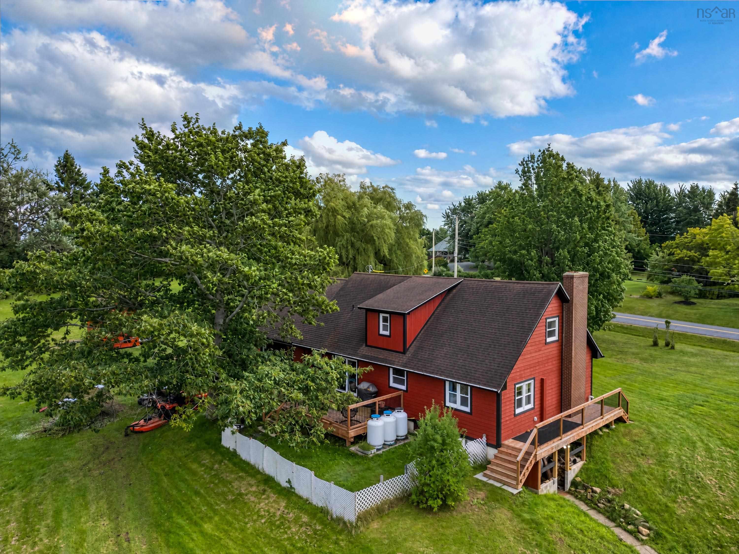 $899,900.00: 424 Gabriel Road, Falmouth